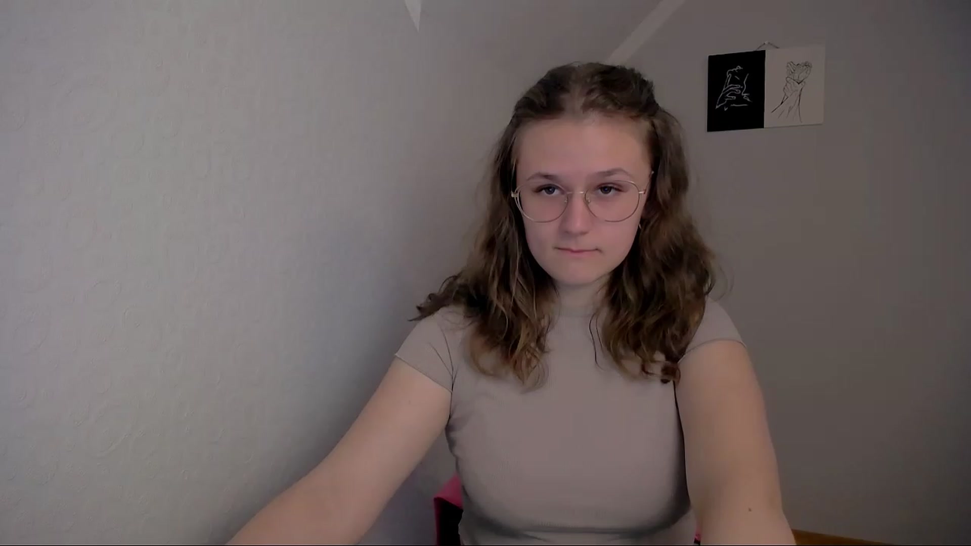 Gallery image thumbnail from Keysi_mil's myfreecams stream on, 05/06/2023, 14:26 image 9 of 20