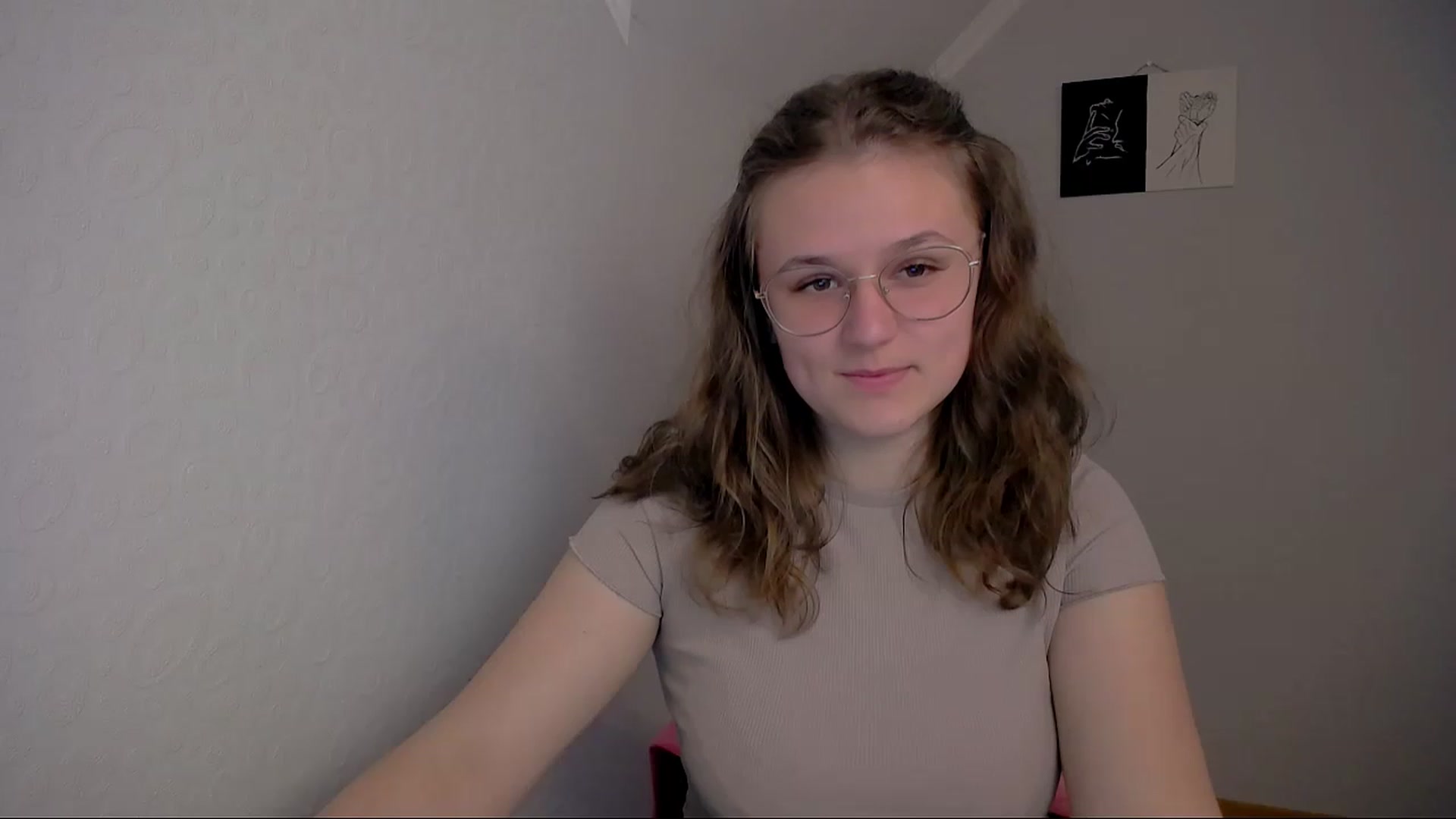 Gallery image thumbnail from Keysi_mil's myfreecams stream on, 05/06/2023, 14:26 image 11 of 20