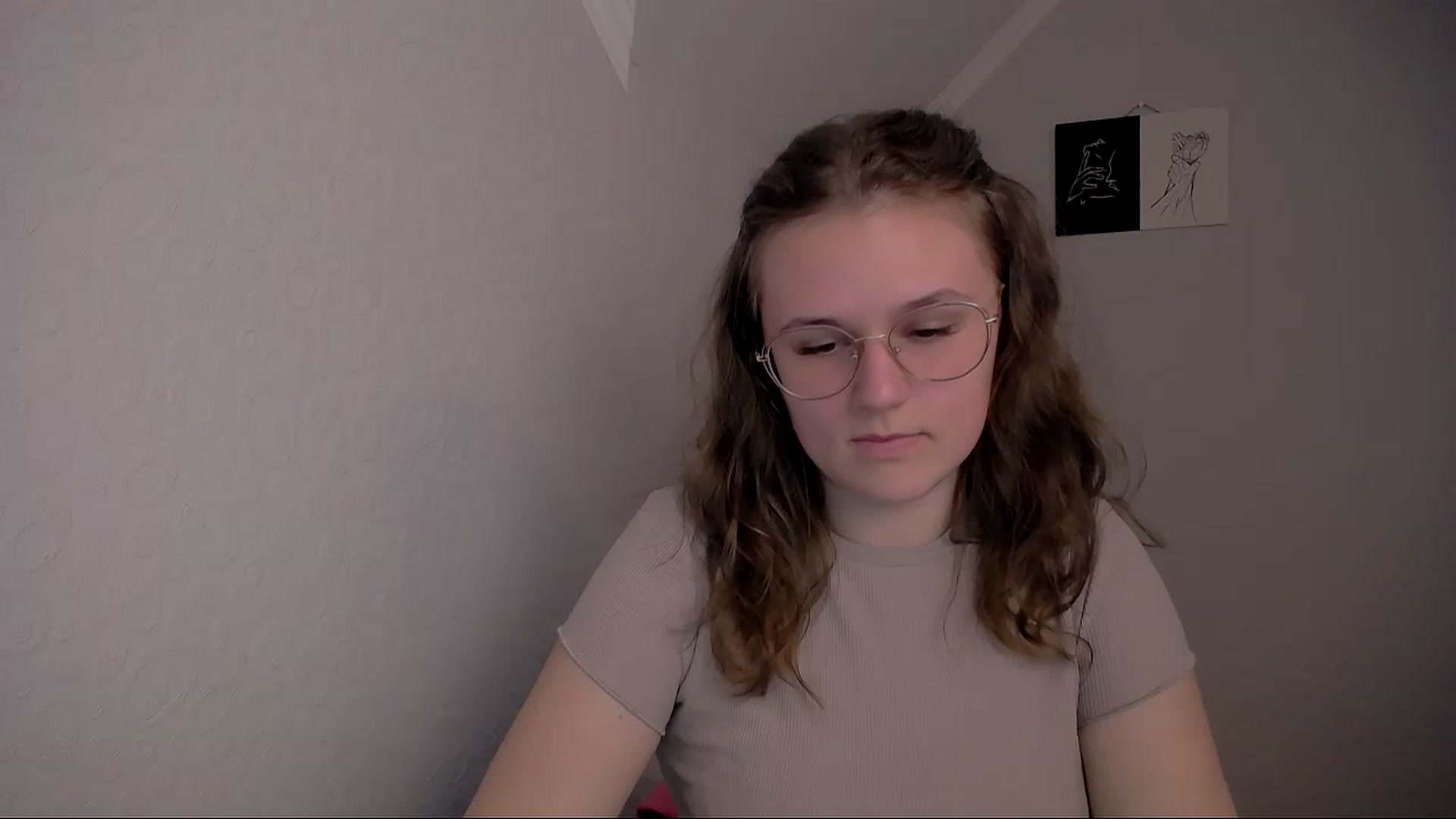Gallery image thumbnail from Keysi_mil's myfreecams stream on, 05/06/2023, 14:54 image 5 of 20