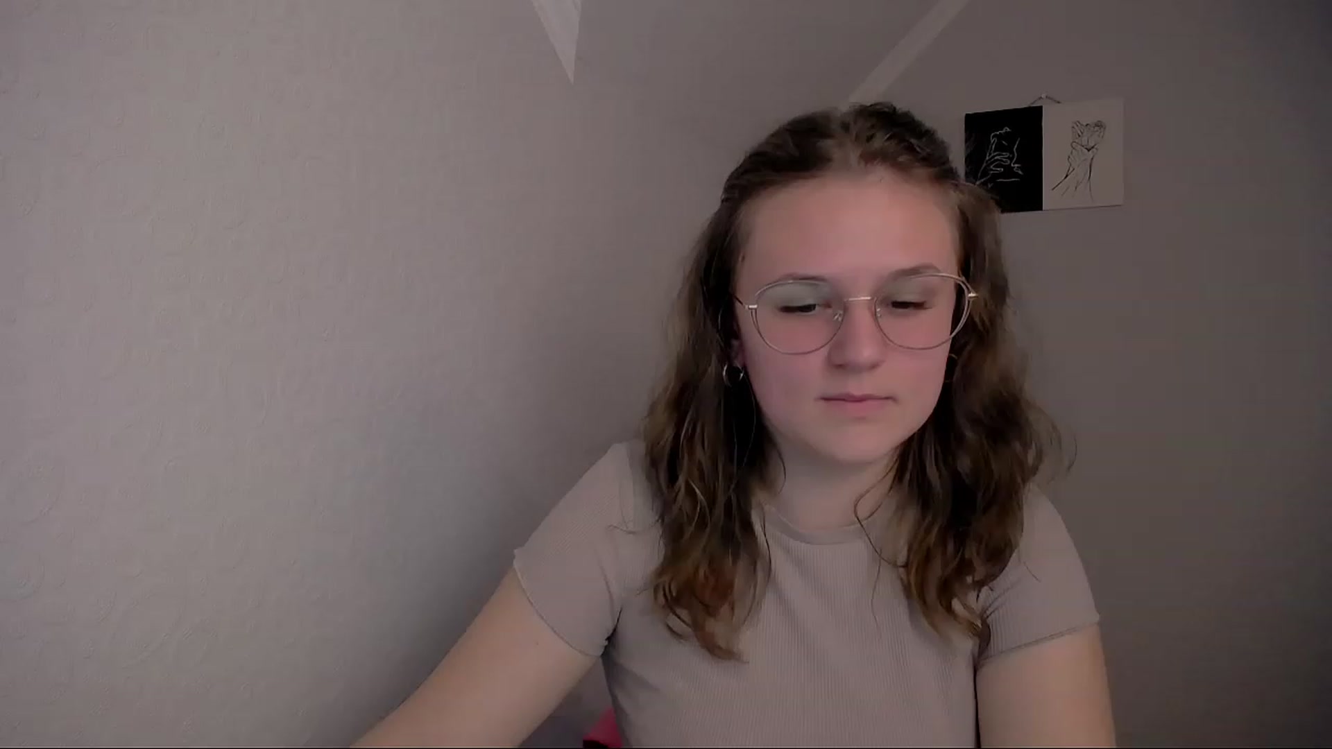Gallery image thumbnail from Keysi_mil's myfreecams stream on, 05/06/2023, 14:54 image 13 of 20