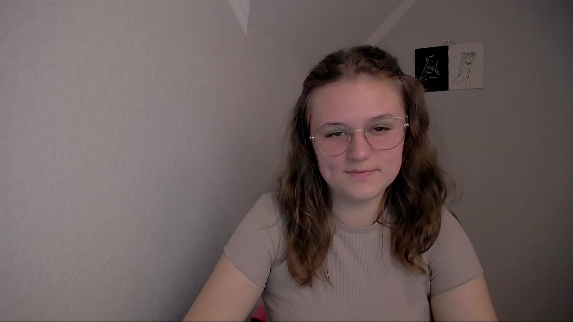 Gallery image thumbnail from Keysi_mil's myfreecams stream on, 05/06/2023, 14:54 image 8 of 20