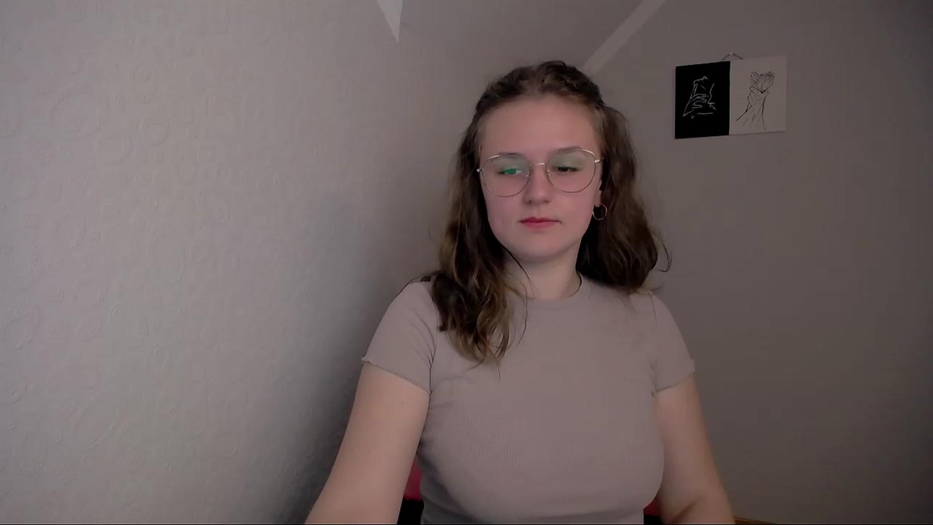 Gallery image thumbnail from Keysi_mil's myfreecams stream on, 05/06/2023, 16:58 image 11 of 20