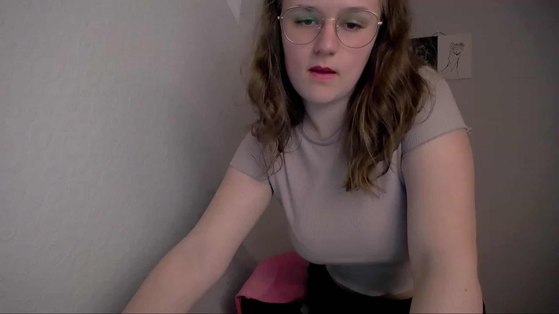 Gallery image thumbnail from Keysi_mil's myfreecams stream on, 05/06/2023, 16:58 image 8 of 20