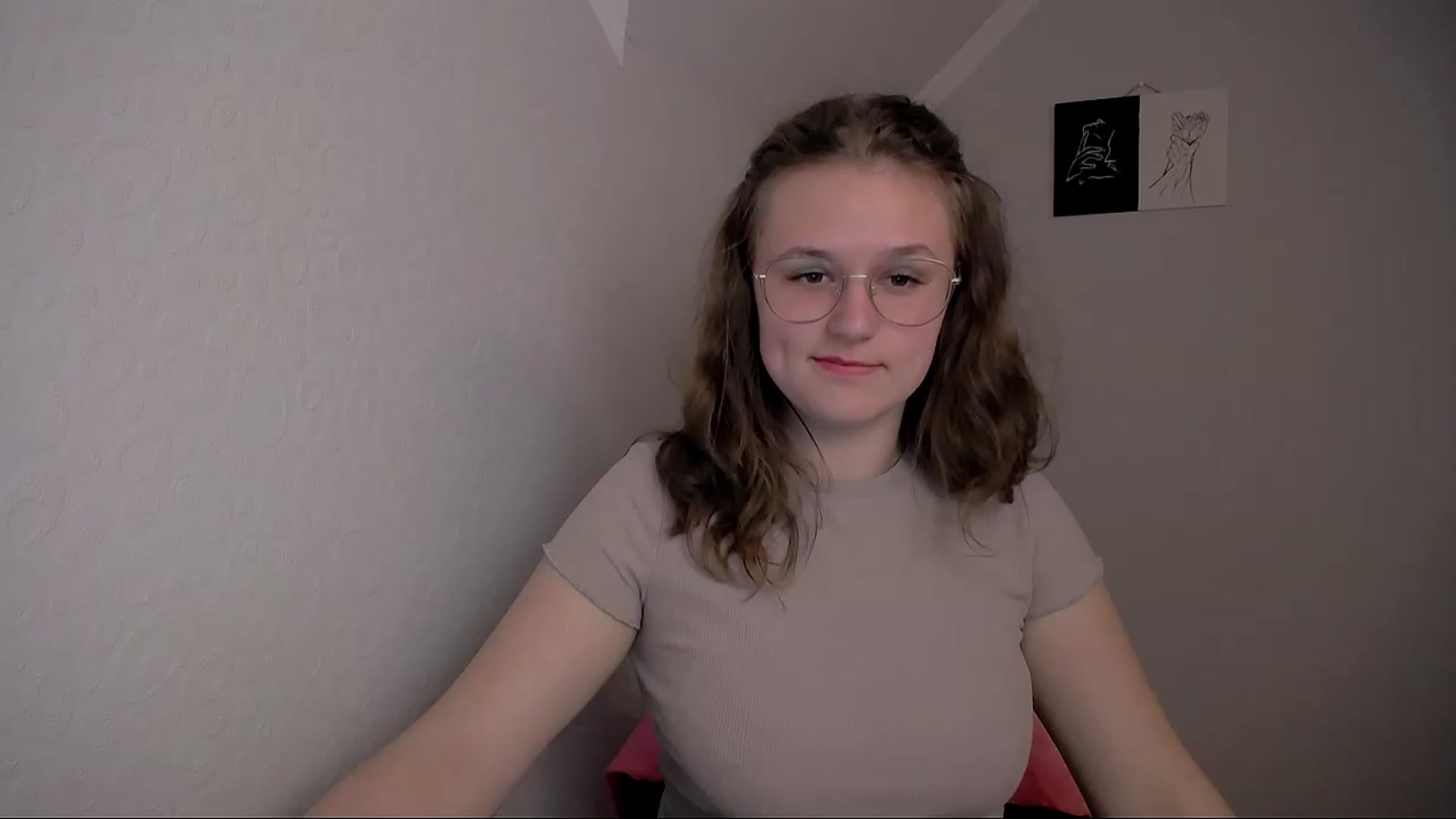 Gallery image thumbnail from Keysi_mil's myfreecams stream on, 05/06/2023, 16:58 image 12 of 20
