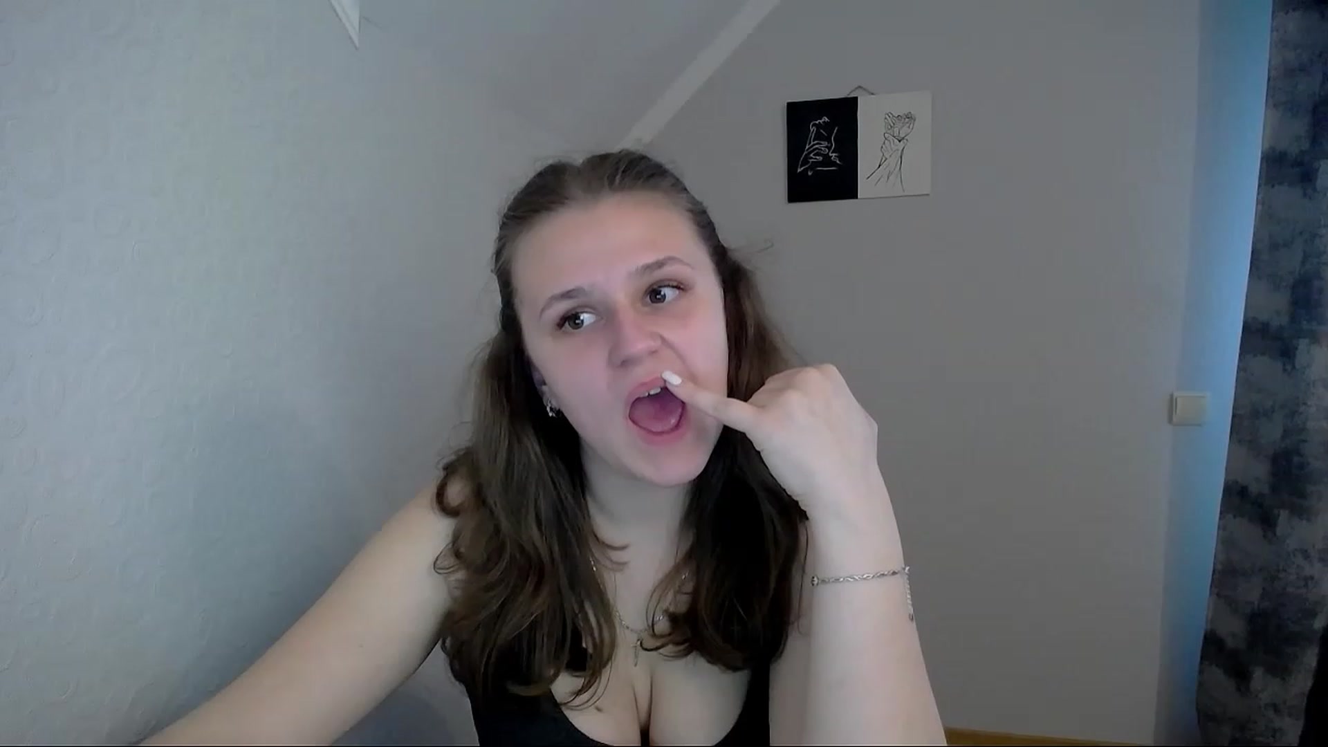 Gallery image thumbnail from Keysi_mil's myfreecams stream on, 05/13/2023, 16:18 image 1 of 20