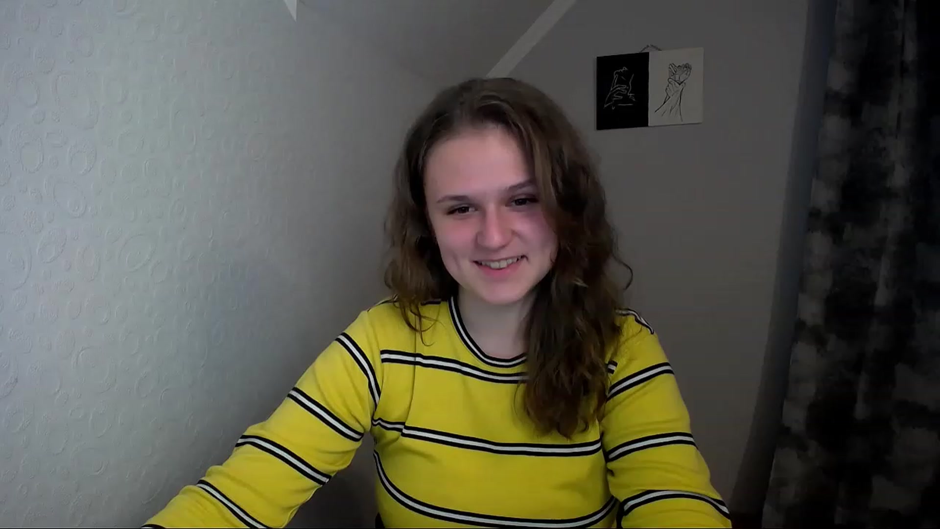 Gallery image thumbnail from Keysi_mil's myfreecams stream on, 05/16/2023, 16:37 image 8 of 20