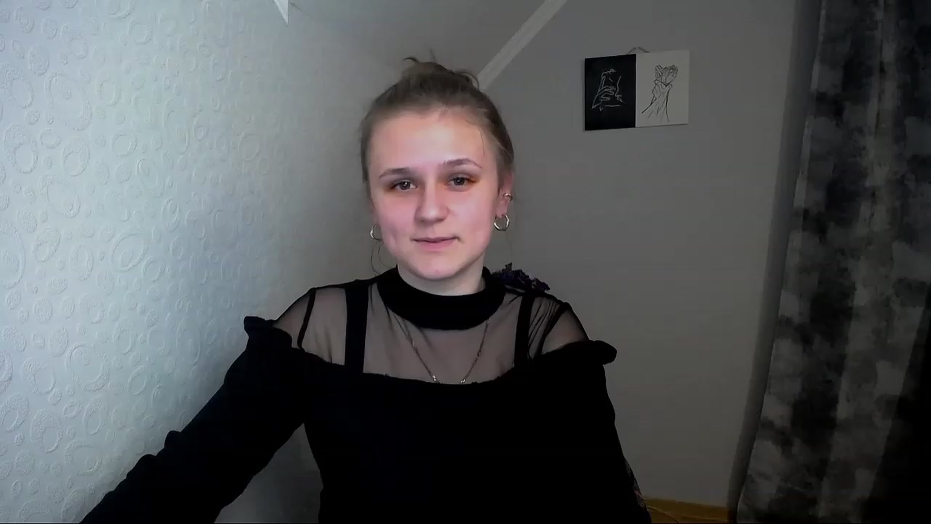 Gallery image thumbnail from Keysi_mil's myfreecams stream on, 05/18/2023, 17:48 image 9 of 20