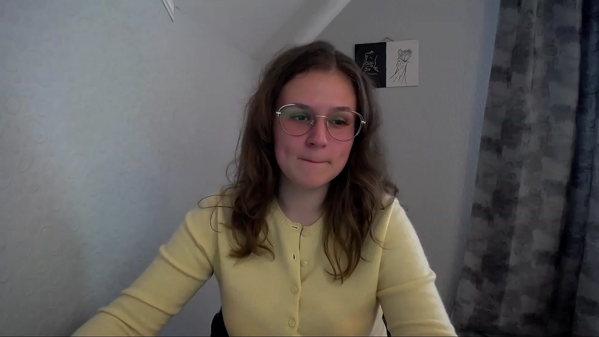 Gallery image thumbnail from Keysi_mil's myfreecams stream on, 05/19/2023, 15:32 image 5 of 20
