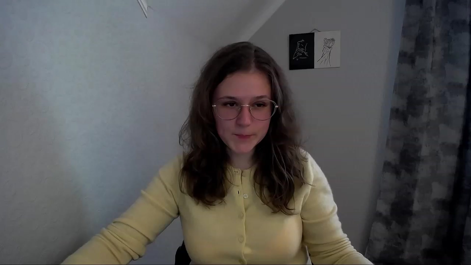 Gallery image thumbnail from Keysi_mil's myfreecams stream on, 05/19/2023, 15:32 image 17 of 20