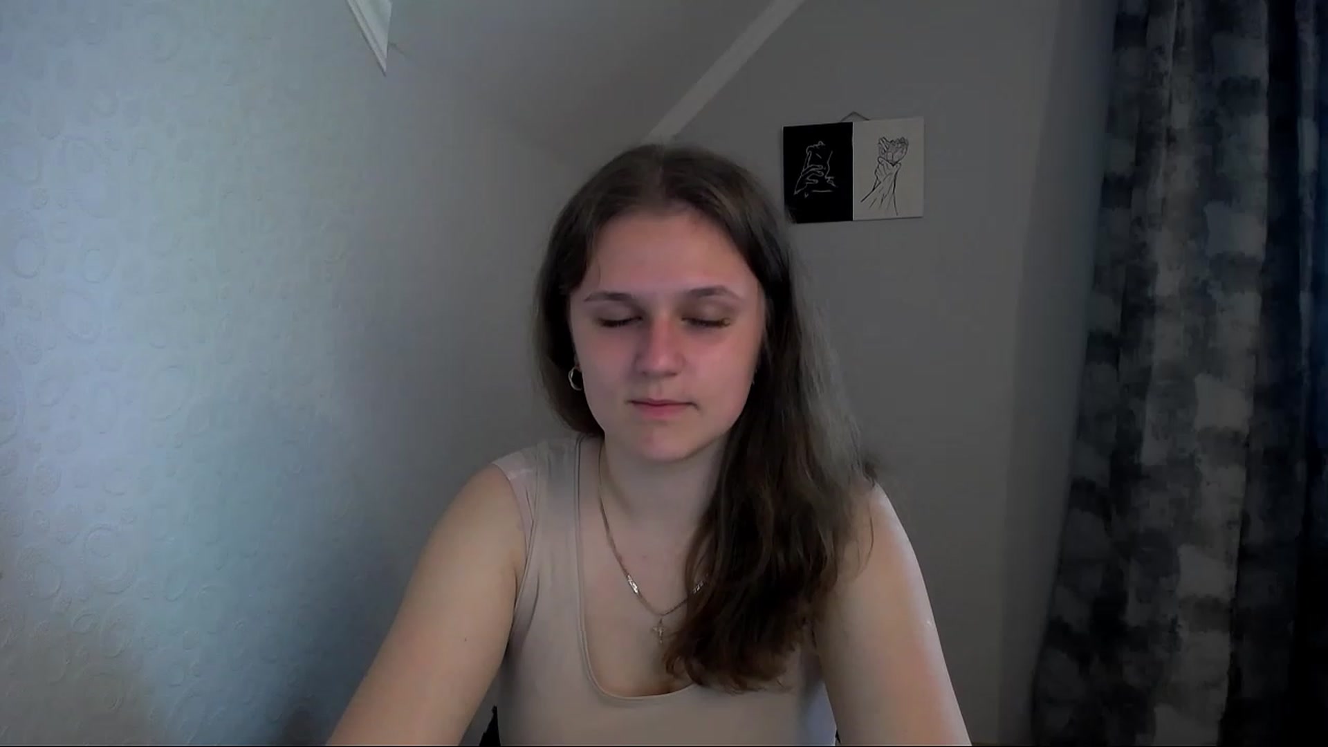 Gallery image thumbnail from Keysi_mil's myfreecams stream on, 05/22/2023, 12:13 image 6 of 20