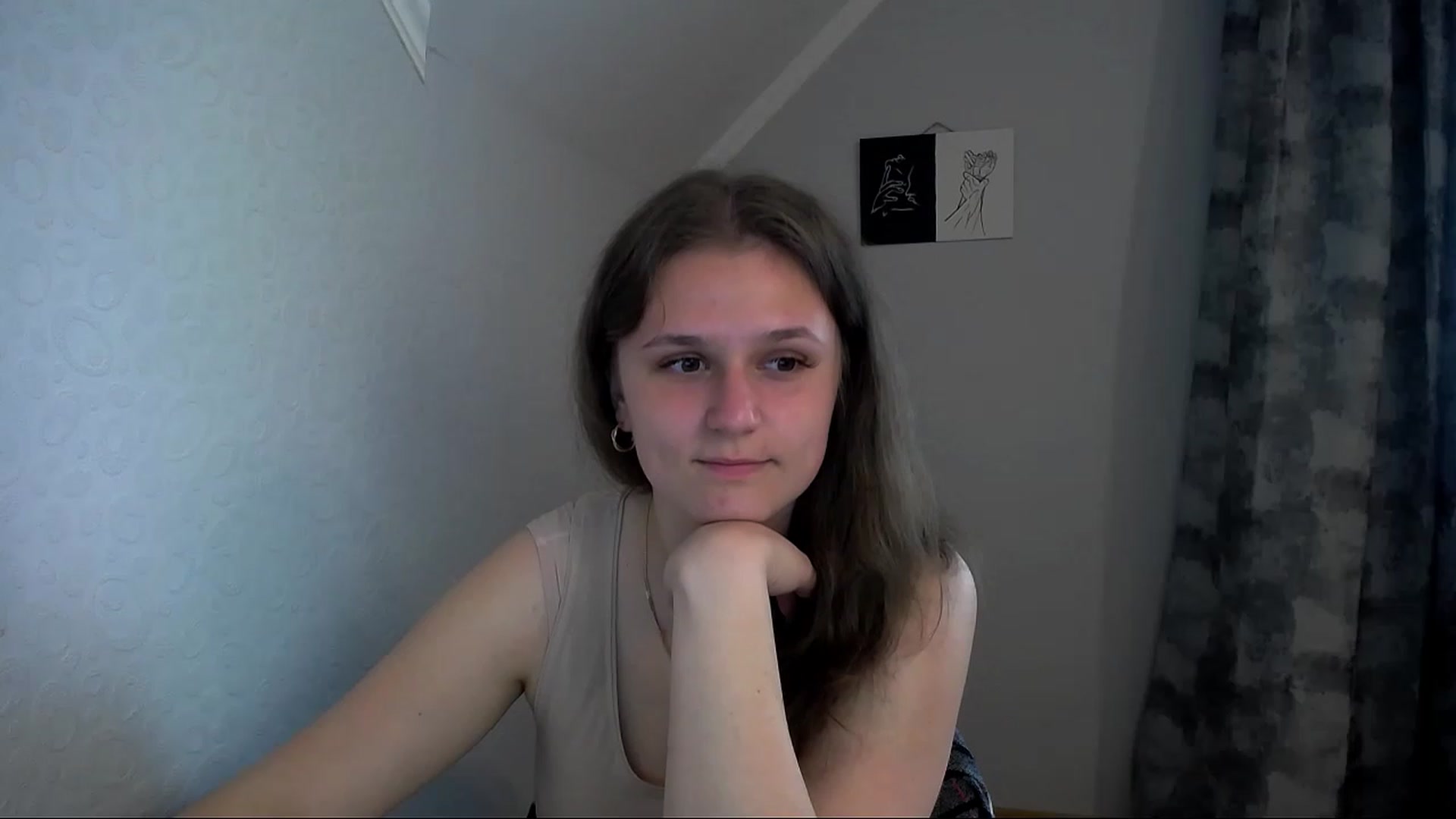 Gallery image thumbnail from Keysi_mil's myfreecams stream on, 05/22/2023, 12:13 image 2 of 20