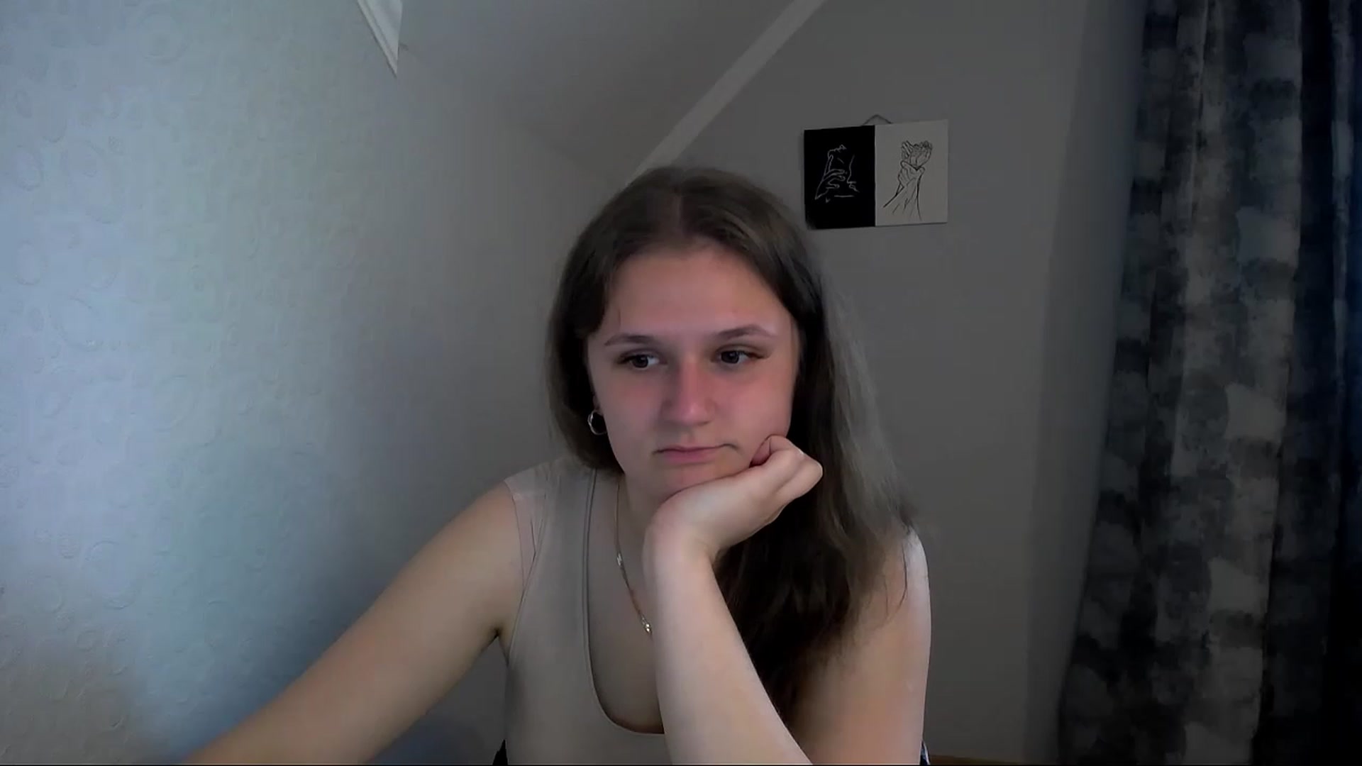 Gallery image thumbnail from Keysi_mil's myfreecams stream on, 05/22/2023, 12:13 image 7 of 20