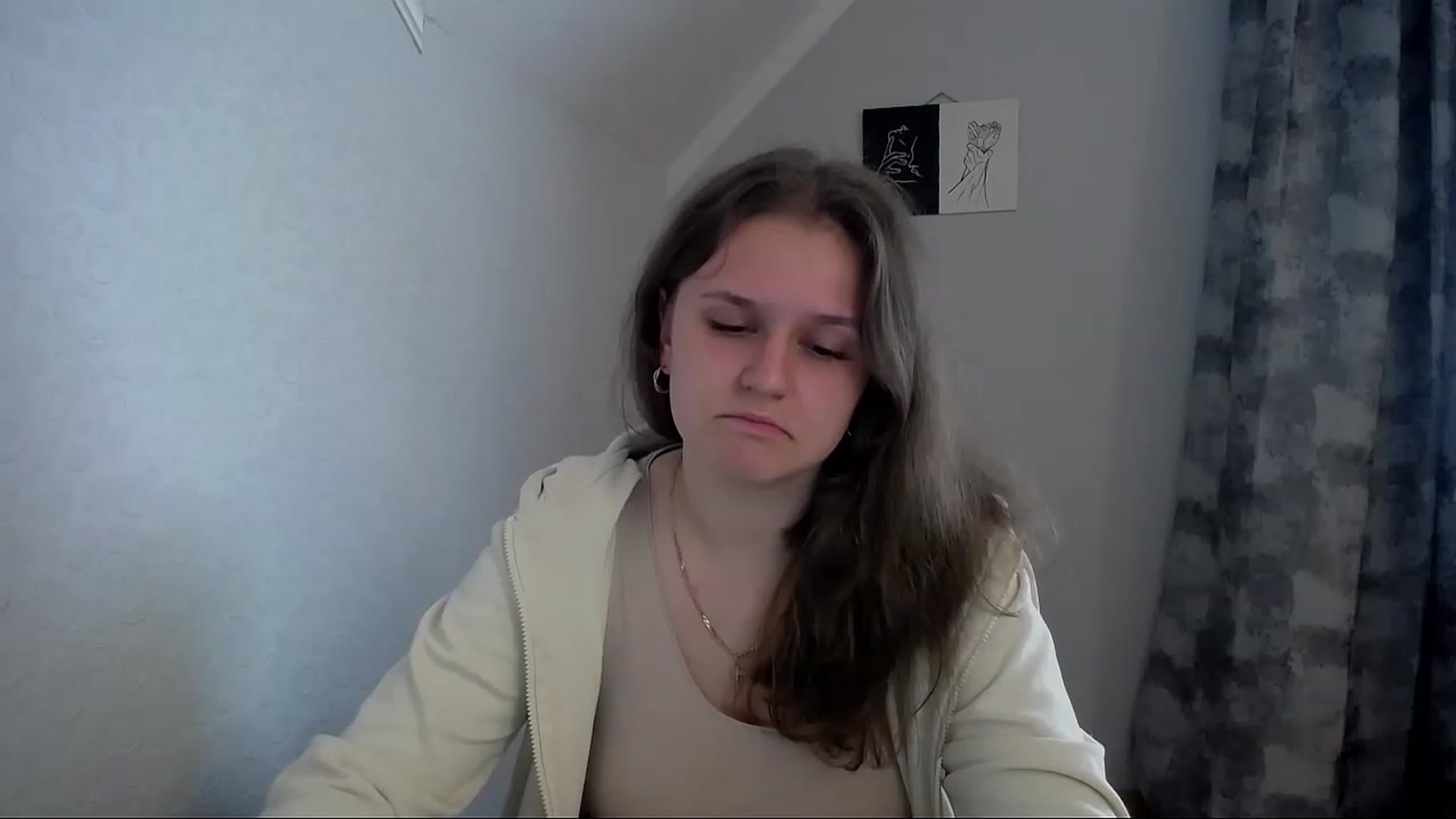 Gallery image thumbnail from Keysi_mil's myfreecams stream on, 05/22/2023, 14:36 image 4 of 20