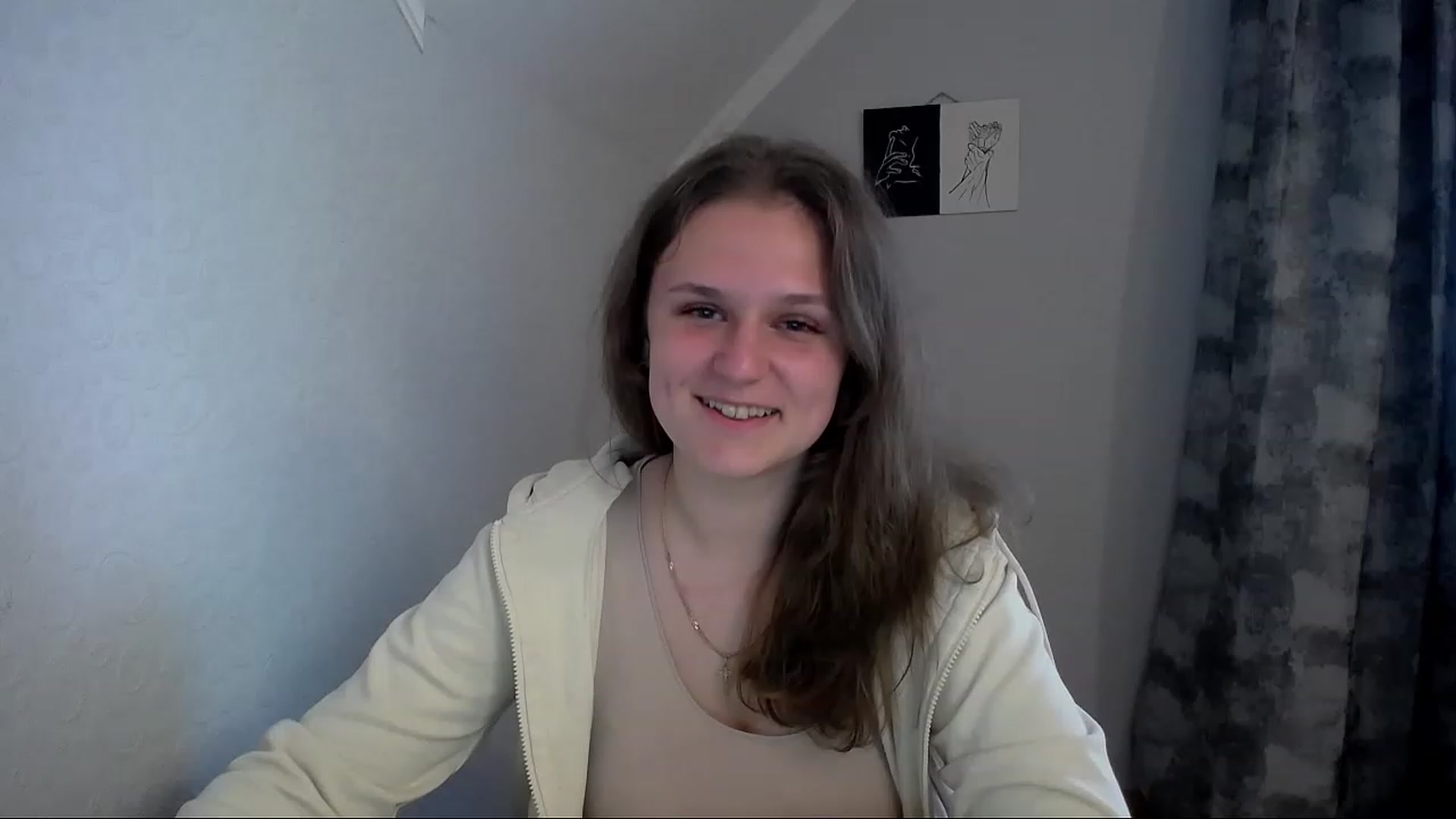 Gallery image thumbnail from Keysi_mil's myfreecams stream on, 05/22/2023, 14:36 image 16 of 20