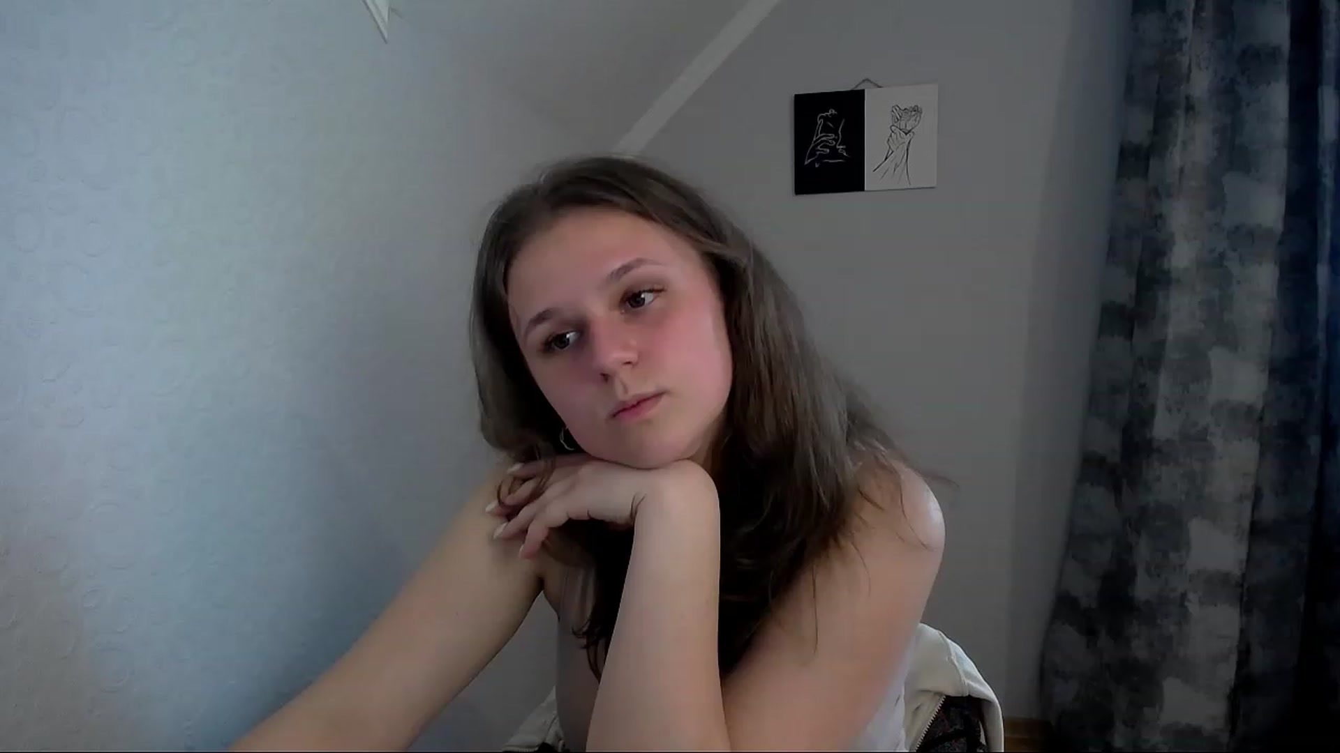 Gallery image thumbnail from Keysi_mil's myfreecams stream on, 05/22/2023, 15:19 image 13 of 20