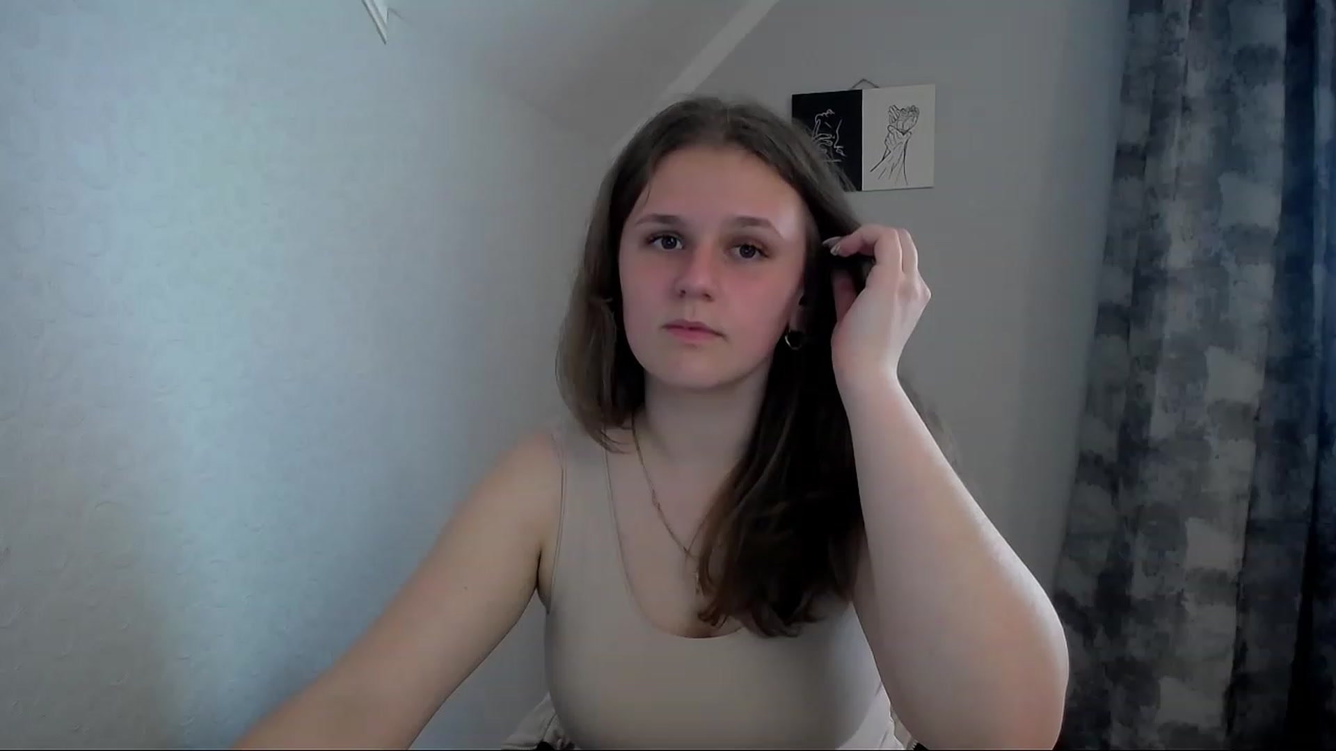 Gallery image thumbnail from Keysi_mil's myfreecams stream on, 05/22/2023, 15:19 image 4 of 20