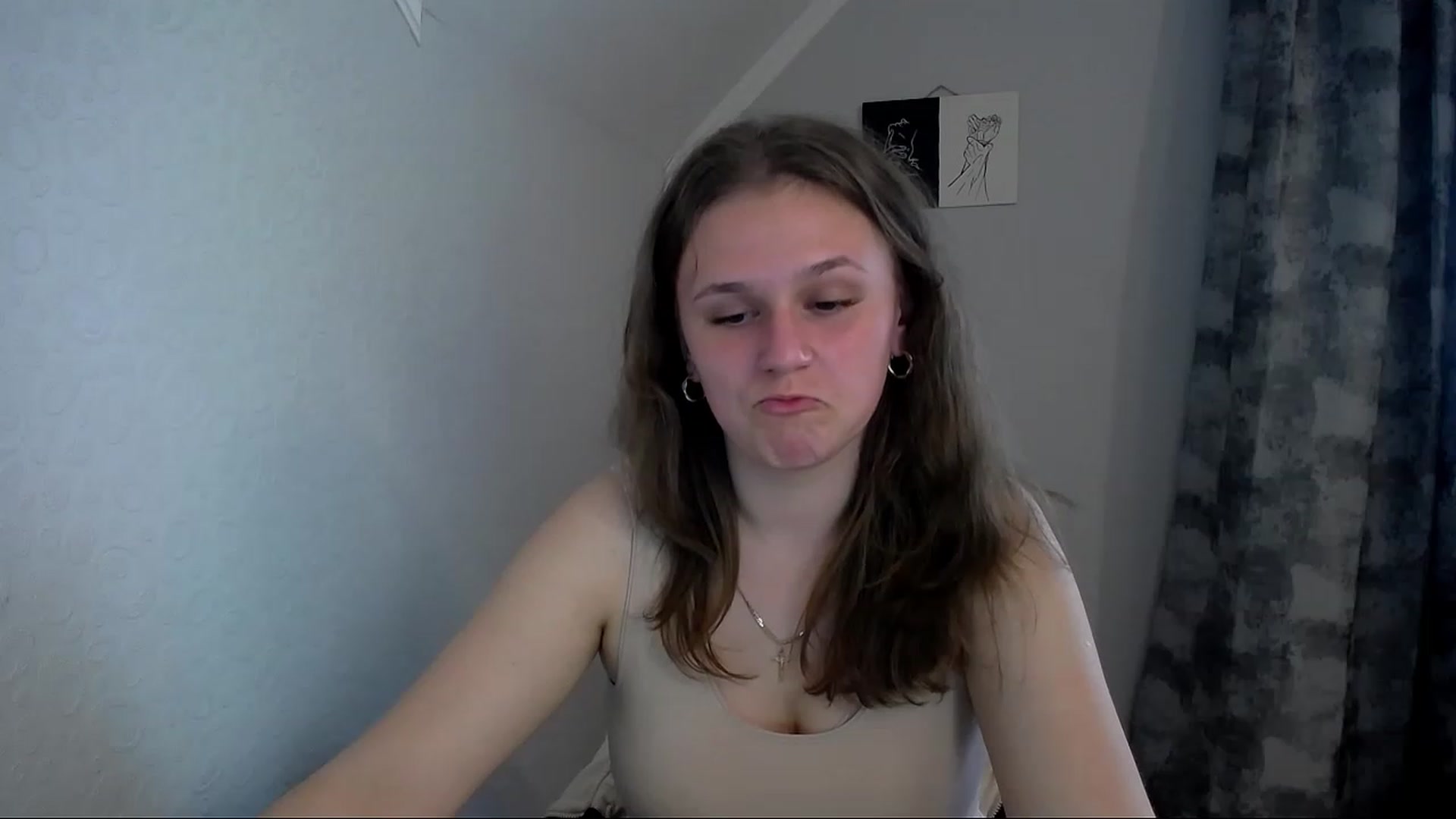 Gallery image thumbnail from Keysi_mil's myfreecams stream on, 05/22/2023, 15:19 image 9 of 20