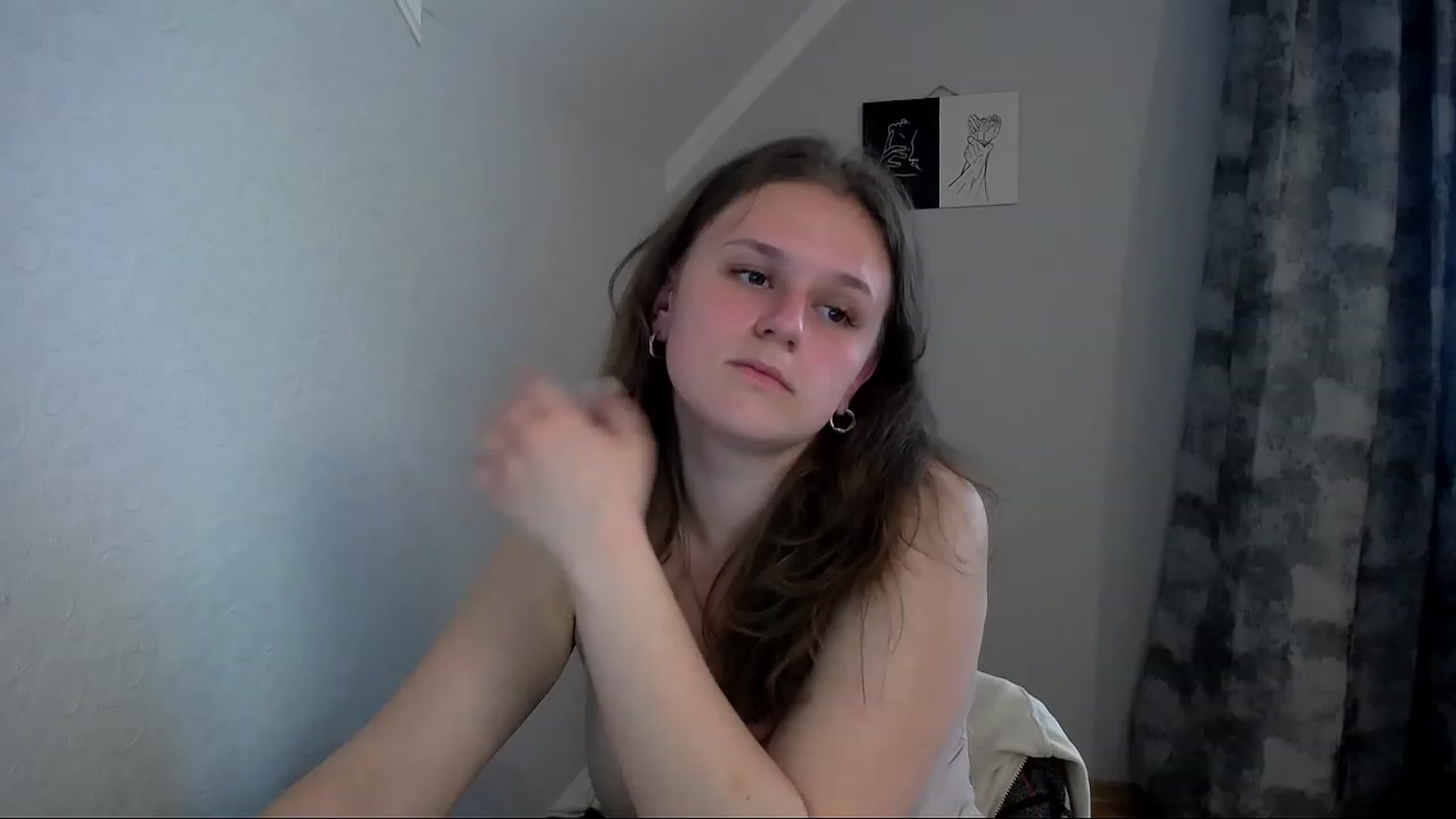 Gallery image thumbnail from Keysi_mil's myfreecams stream on, 05/22/2023, 15:19 image 7 of 20