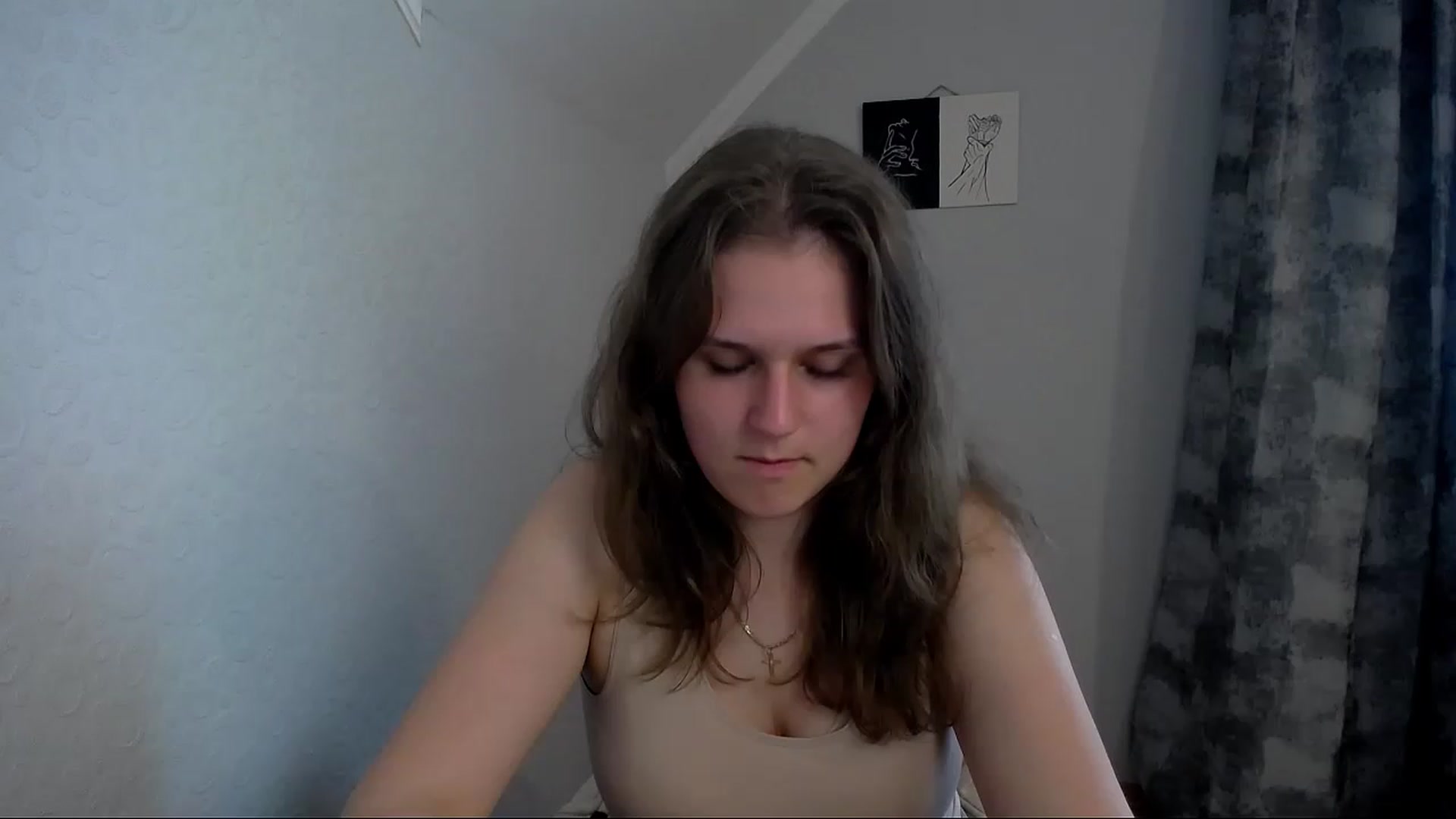 Gallery image thumbnail from Keysi_mil's myfreecams stream on, 05/22/2023, 15:19 image 16 of 20