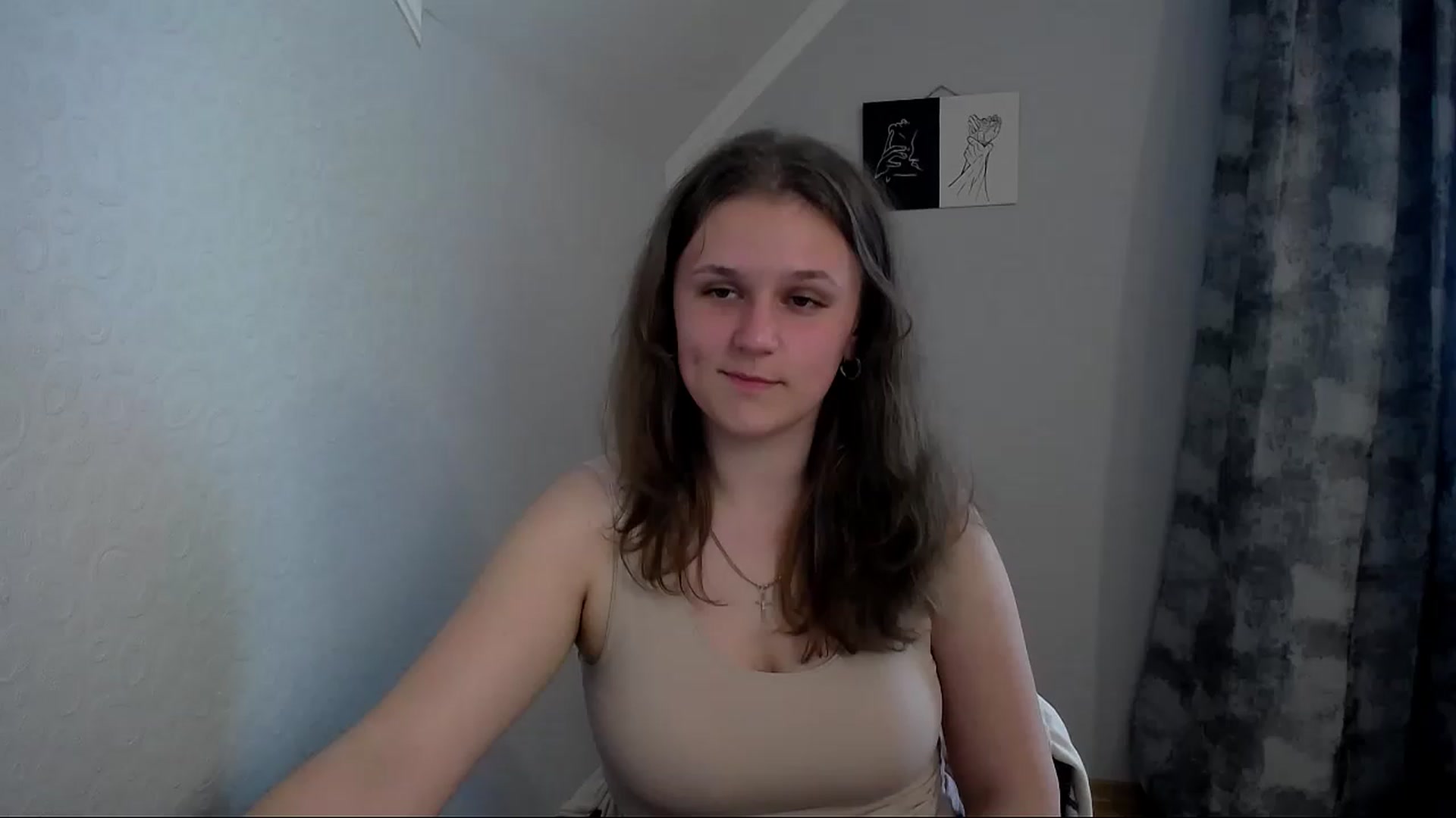 Gallery image thumbnail from Keysi_mil's myfreecams stream on, 05/22/2023, 15:19 image 15 of 20
