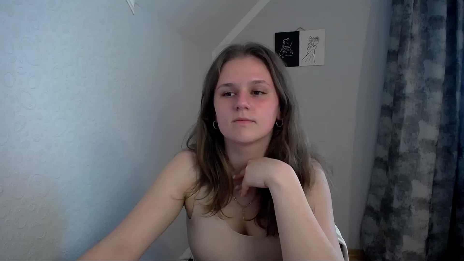 Gallery image thumbnail from Keysi_mil's myfreecams stream on, 05/22/2023, 15:19 image 18 of 20