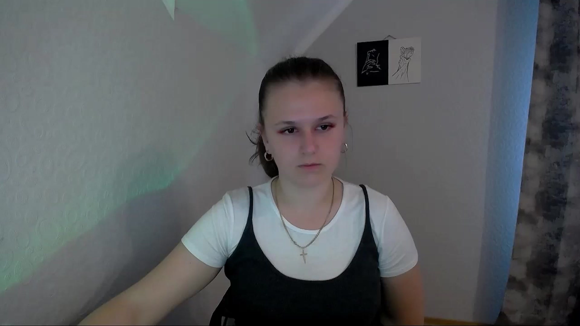 Gallery image thumbnail from Keysi_mil's myfreecams stream on, 05/27/2023, 09:59 image 17 of 20