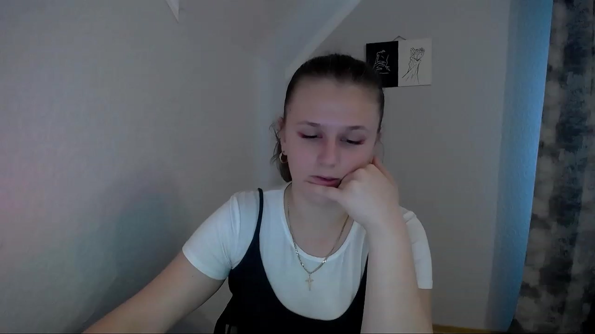 Gallery image thumbnail from Keysi_mil's myfreecams stream on, 05/27/2023, 09:59 image 15 of 20