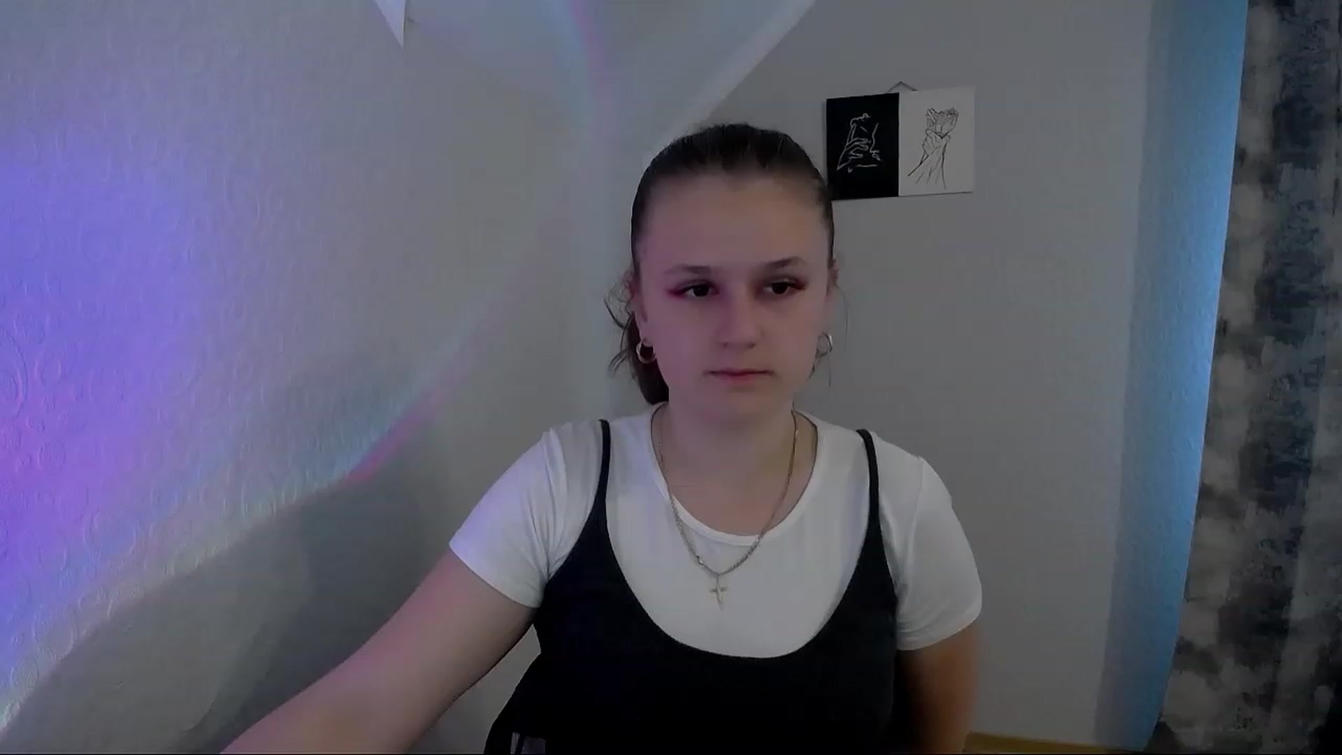Gallery image thumbnail from Keysi_mil's myfreecams stream on, 05/27/2023, 09:59 image 16 of 20