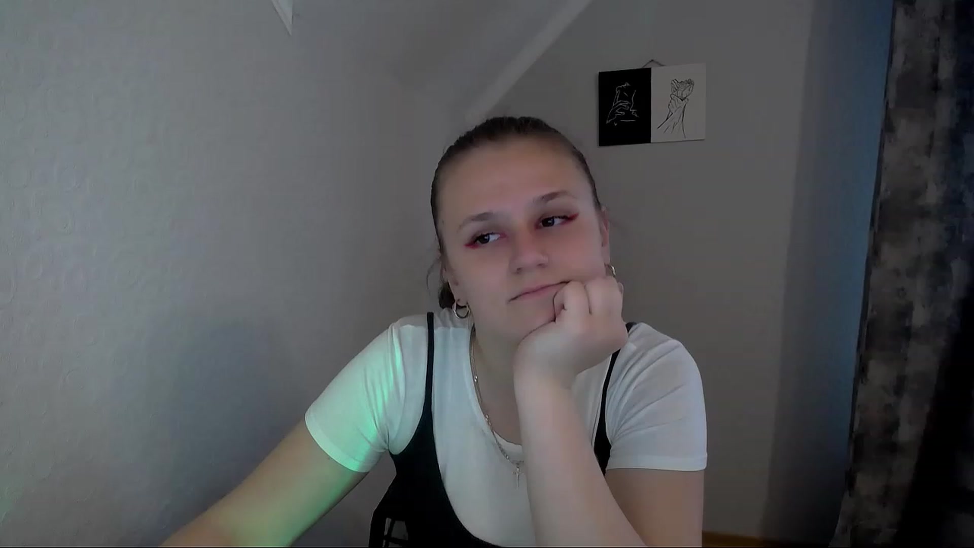 Gallery image thumbnail from Keysi_mil's myfreecams stream on, 05/27/2023, 11:00 image 10 of 20