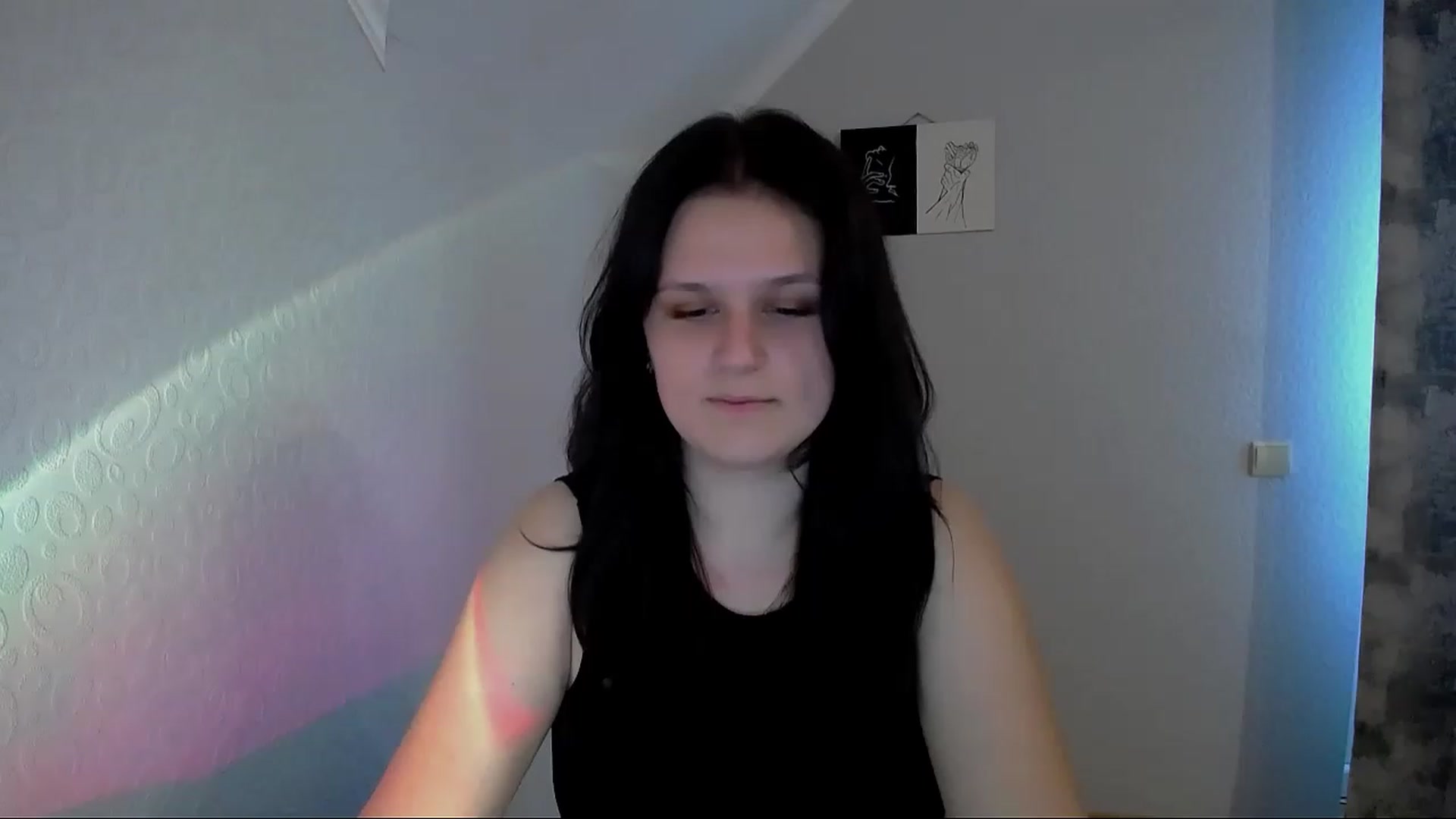 Gallery image thumbnail from Keysi_mil's myfreecams stream on, 05/28/2023, 09:12 image 17 of 20