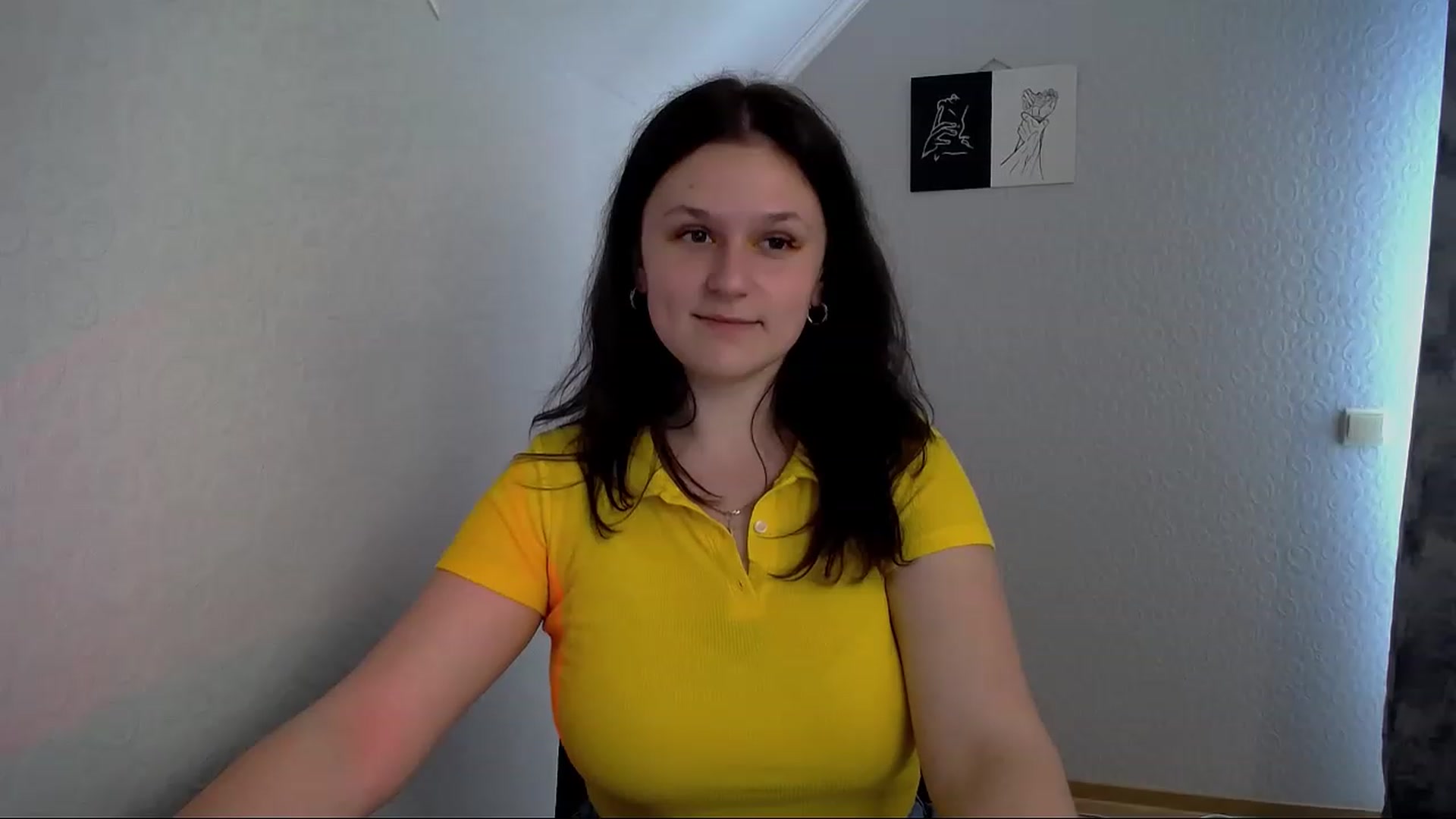 Gallery image thumbnail from Keysi_mil's myfreecams stream on, 05/31/2023, 15:40 image 6 of 20