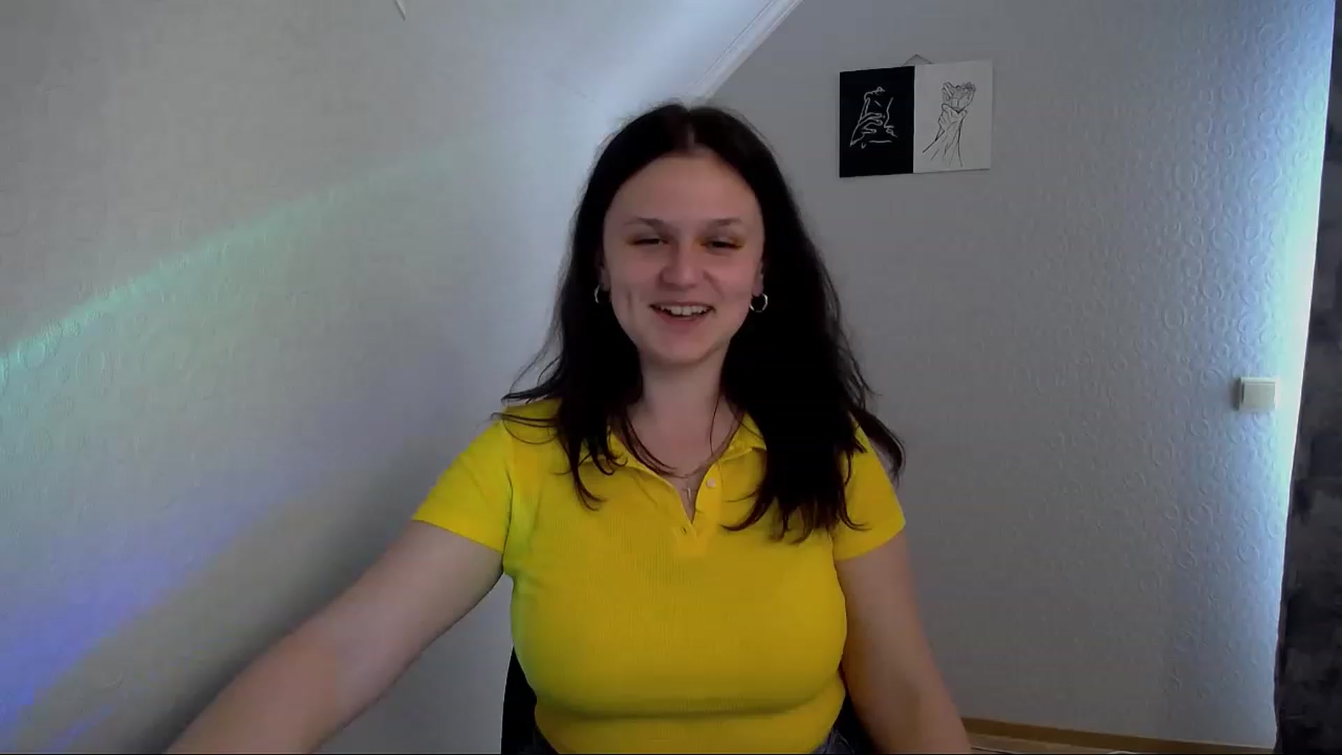 Gallery image thumbnail from Keysi_mil's myfreecams stream on, 05/31/2023, 15:40 image 4 of 20