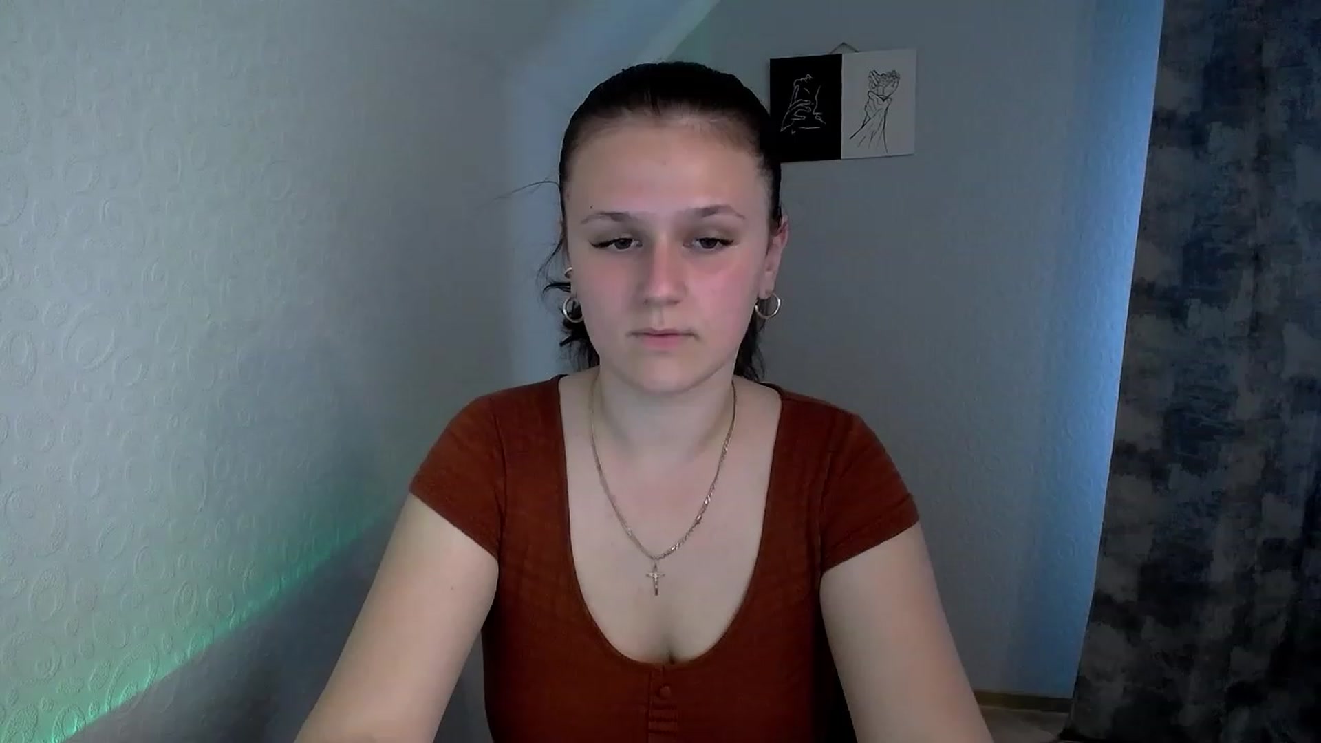 Gallery image thumbnail from Keysi_mil's myfreecams stream on, 06/03/2023, 13:35 image 17 of 20