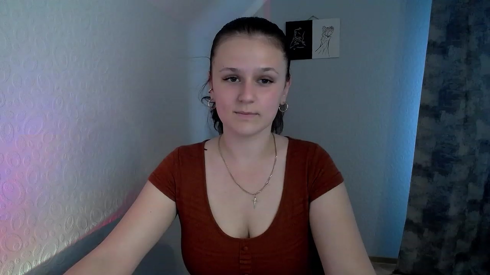 Gallery image thumbnail from Keysi_mil's myfreecams stream on, 06/03/2023, 13:35 image 15 of 20