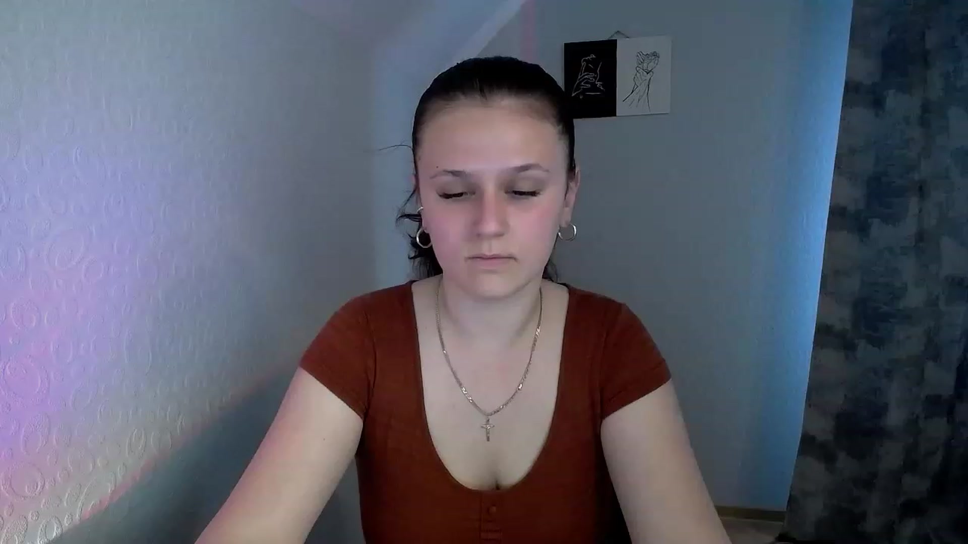 Gallery image thumbnail from Keysi_mil's myfreecams stream on, 06/03/2023, 13:35 image 19 of 20
