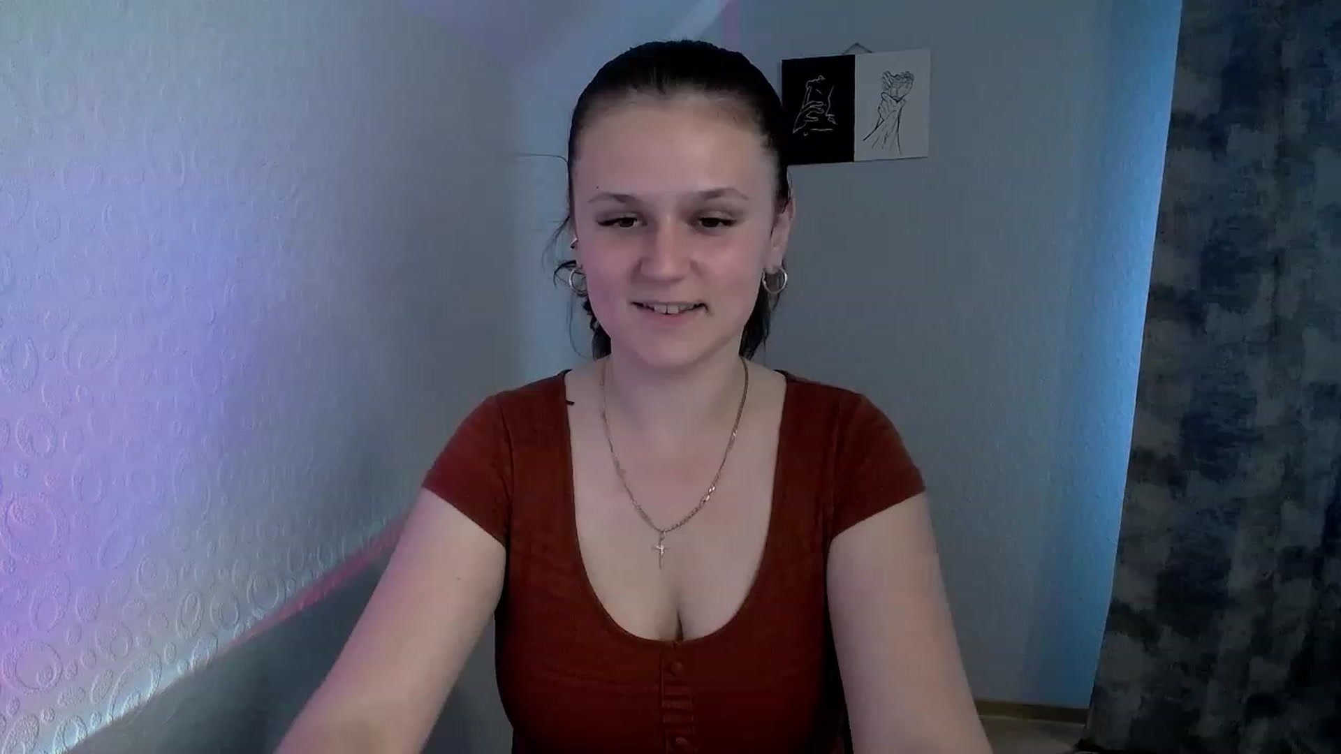 Gallery image thumbnail from Keysi_mil's myfreecams stream on, 06/03/2023, 13:35 image 10 of 20