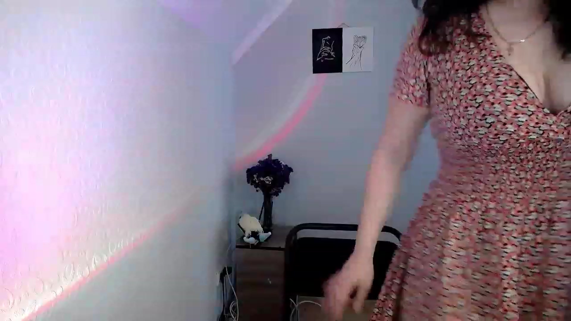 Gallery image thumbnail from Keysi_mil's myfreecams stream on, 06/05/2023, 12:30 image 5 of 20