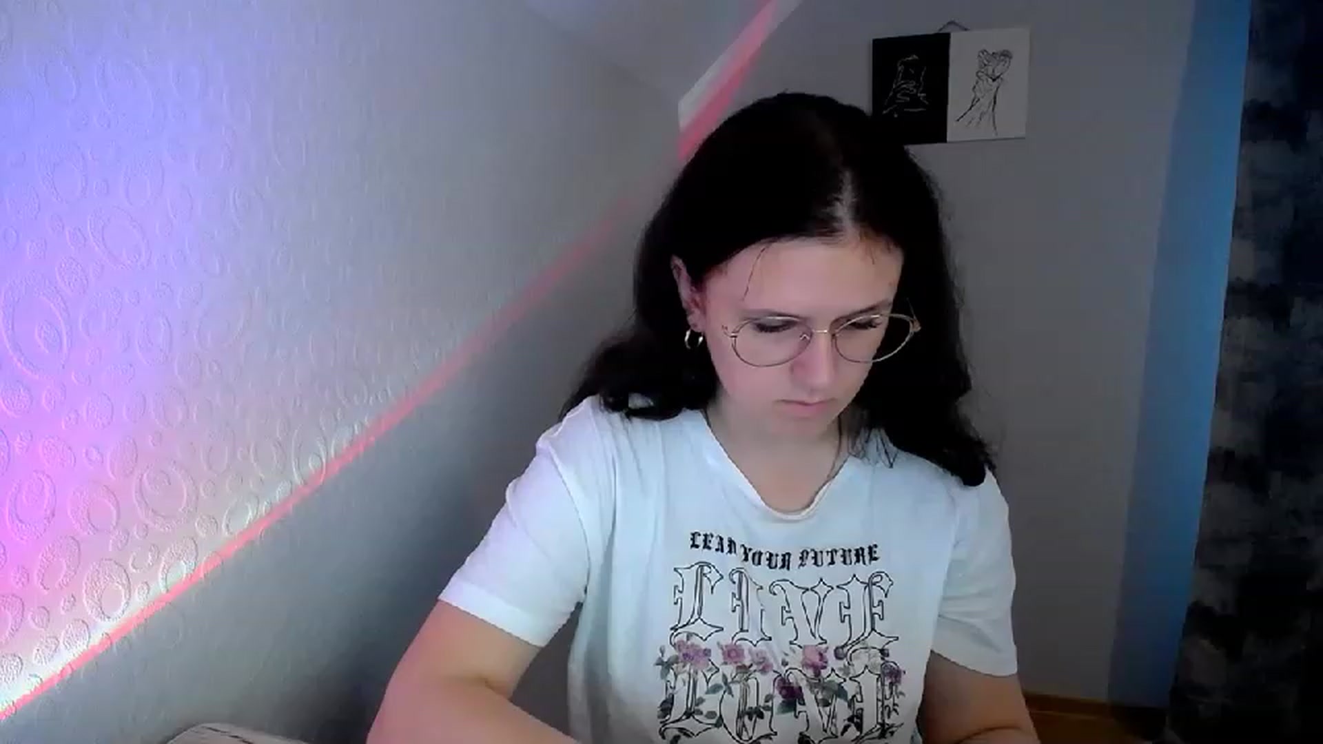 Gallery image thumbnail from Keysi_mil's myfreecams stream on, 06/11/2023, 10:37 image 19 of 20
