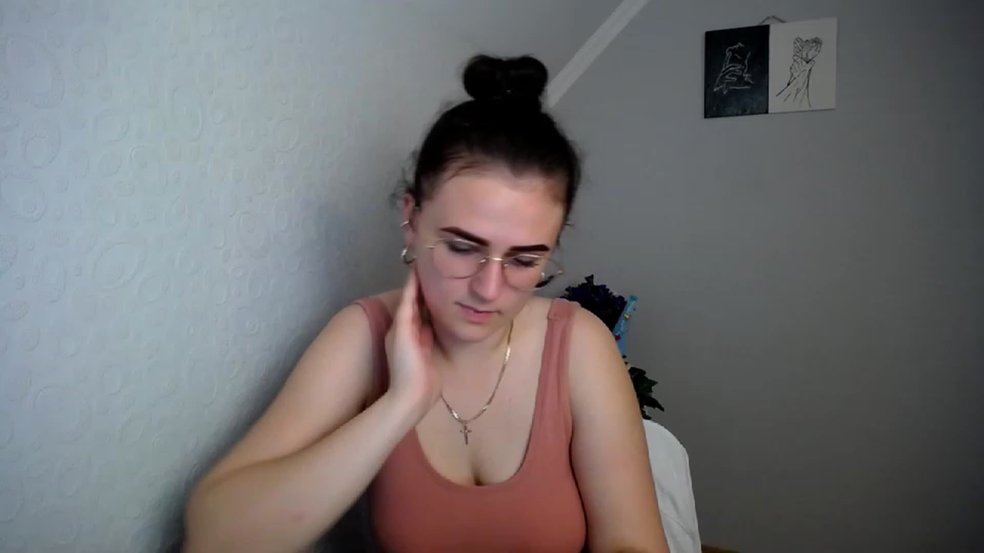 Gallery image thumbnail from Keysi_mil's myfreecams stream on, 06/18/2023, 17:03 image 14 of 20