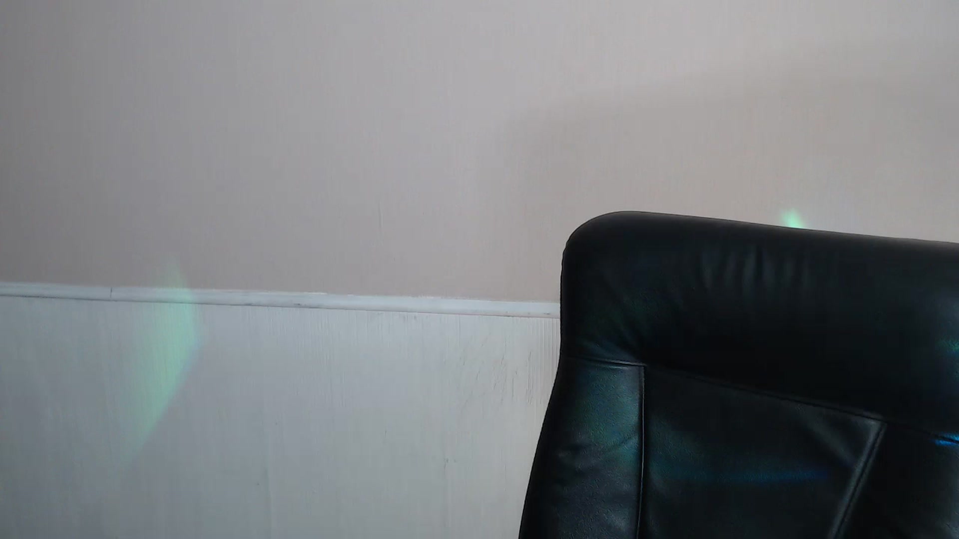 Gallery image thumbnail from Keyssi_li's myfreecams stream on, 11/21/2022, 10:25 image 18 of 20