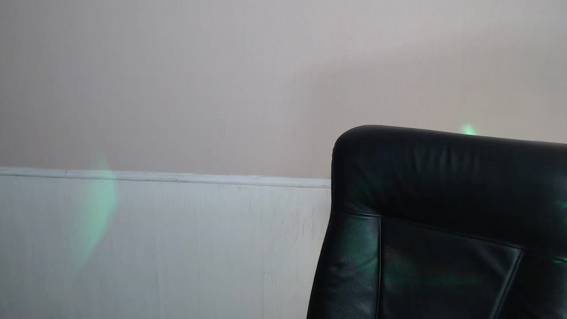 Gallery image thumbnail from Keyssi_li's myfreecams stream on, 11/21/2022, 10:25 image 19 of 20
