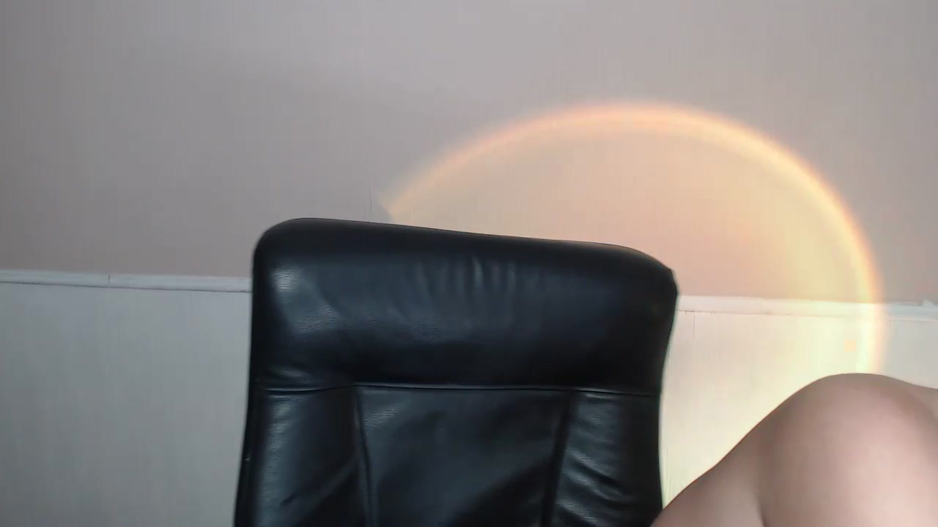 Gallery image thumbnail from Keyssi_li's myfreecams stream on, 11/21/2022, 11:50 image 15 of 20