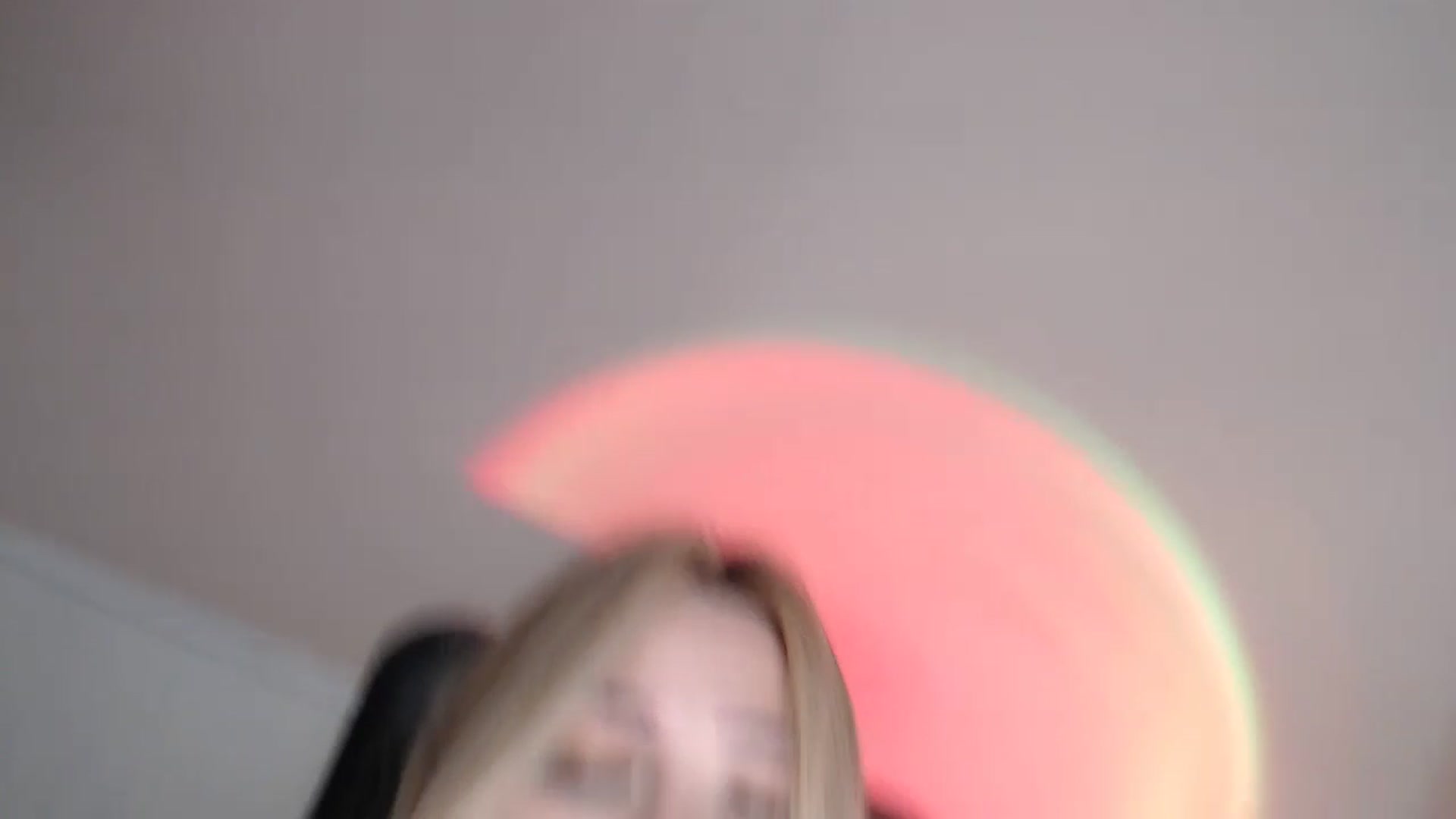 Gallery image thumbnail from Keyssi_li's myfreecams stream on, 11/23/2022, 10:01 image 12 of 20