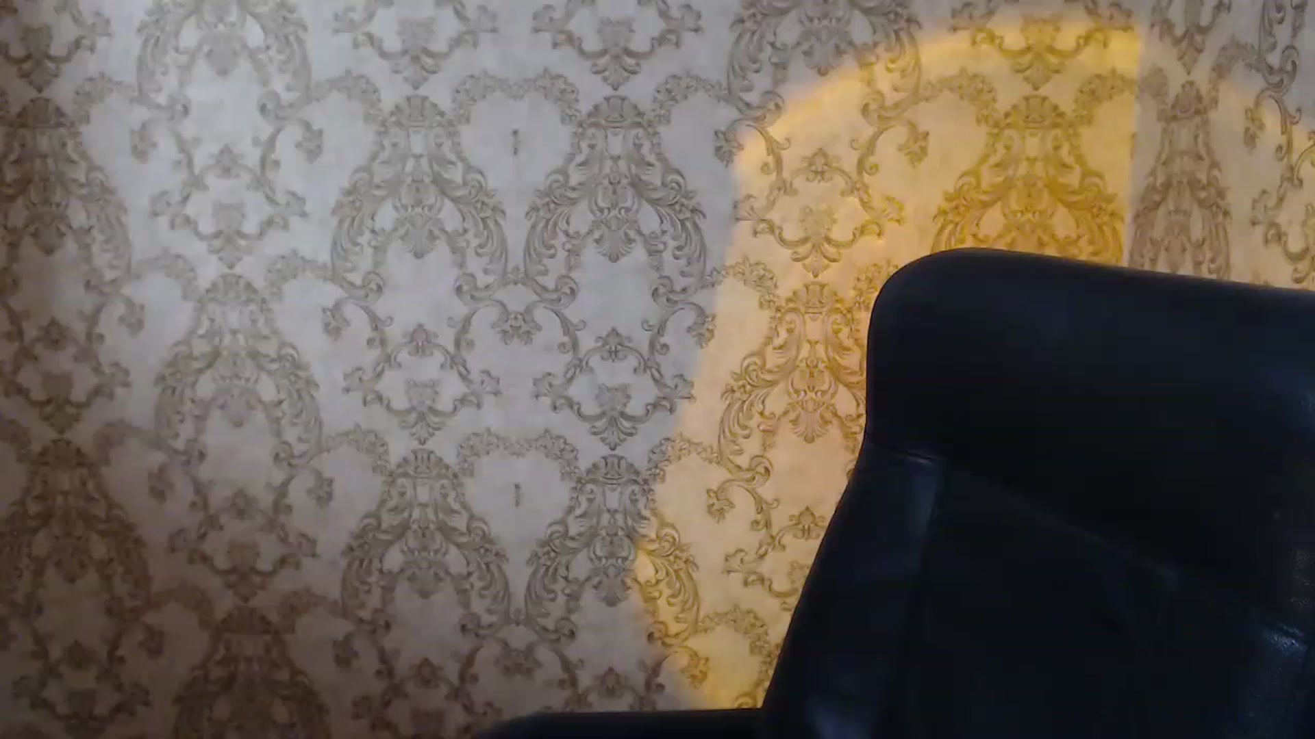 Gallery image thumbnail from Keyssi_li's myfreecams stream on, 11/28/2022, 13:26 image 8 of 20