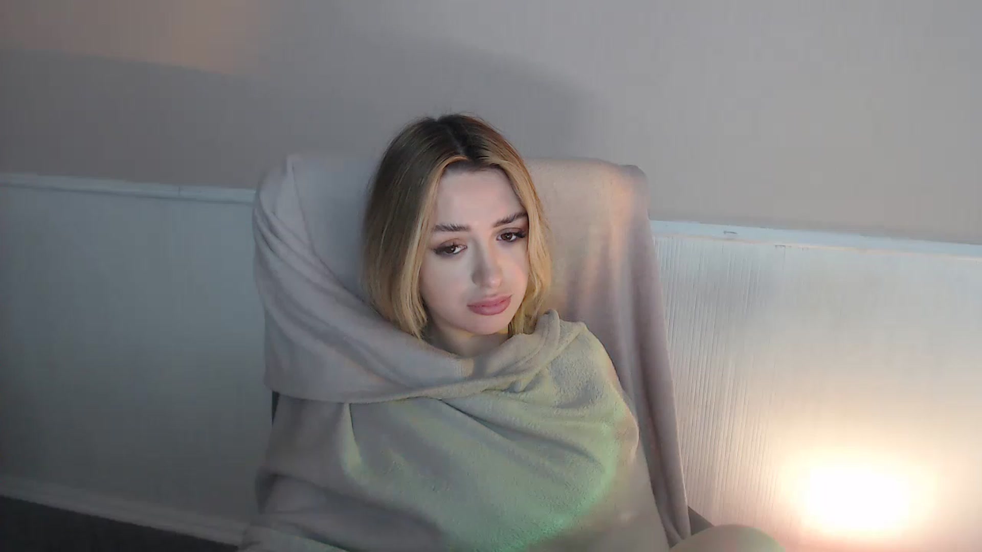 Gallery image thumbnail from Keyssi_li's myfreecams stream on, 12/07/2022, 09:56 image 3 of 20