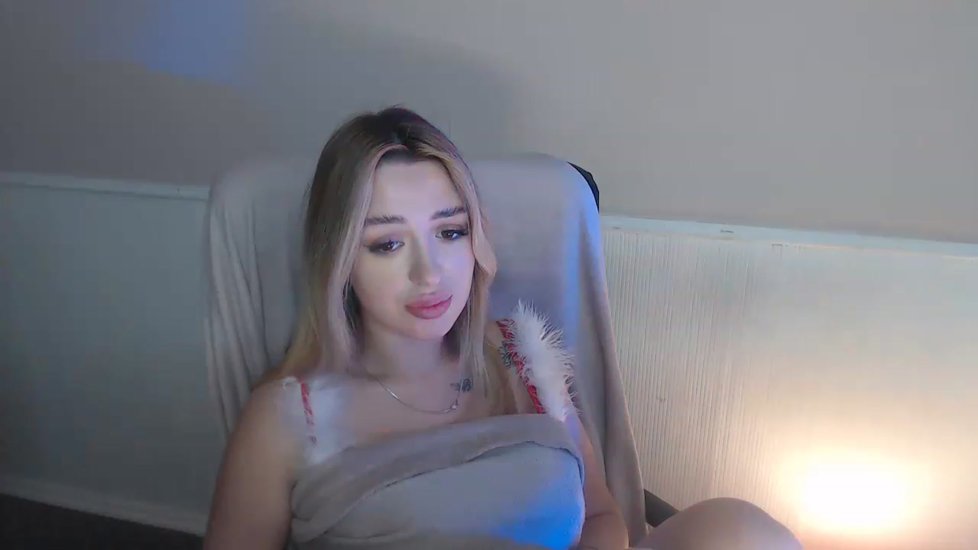 Gallery image thumbnail from Keyssi_li's myfreecams stream on, 12/07/2022, 09:56 image 5 of 20