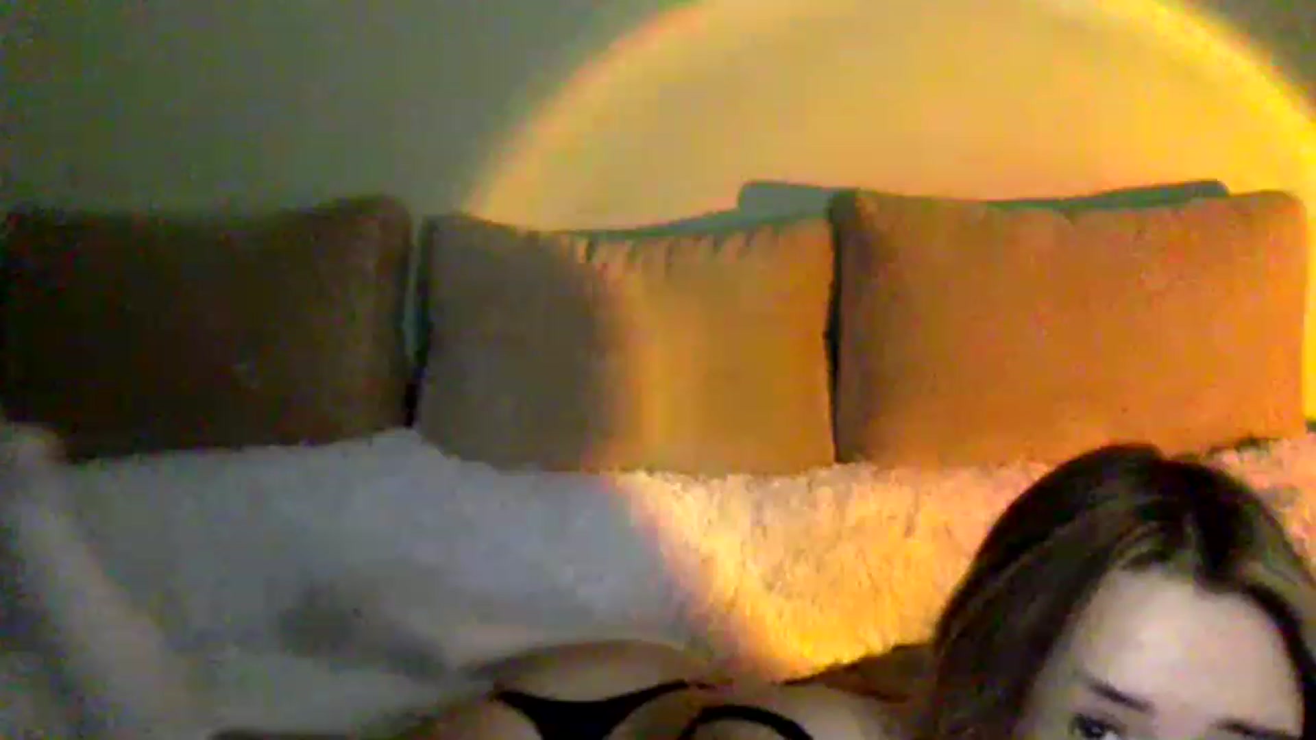 Gallery image thumbnail from Keyssi_li's myfreecams stream on, 12/10/2022, 18:31 image 15 of 20