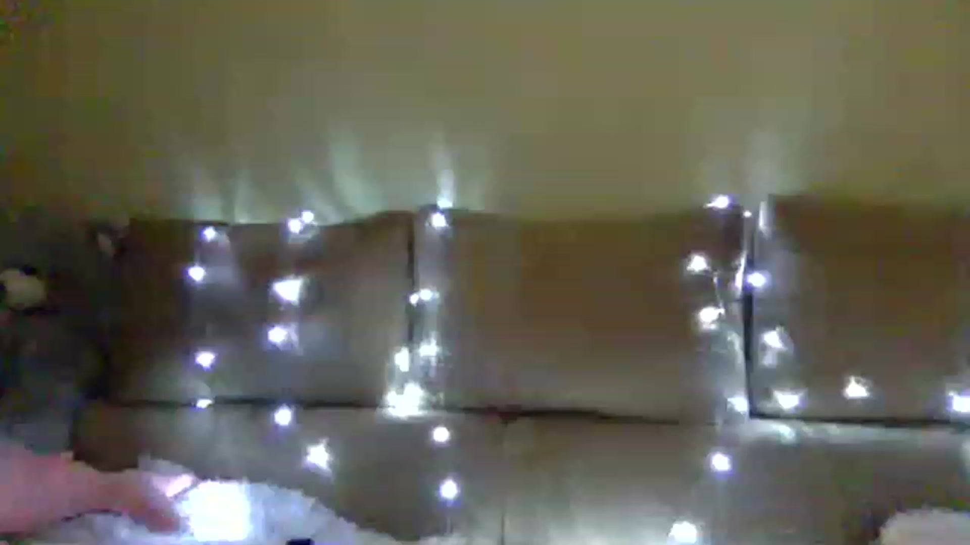 Gallery image thumbnail from Keyssi_li's myfreecams stream on, 12/18/2022, 15:22 image 18 of 20