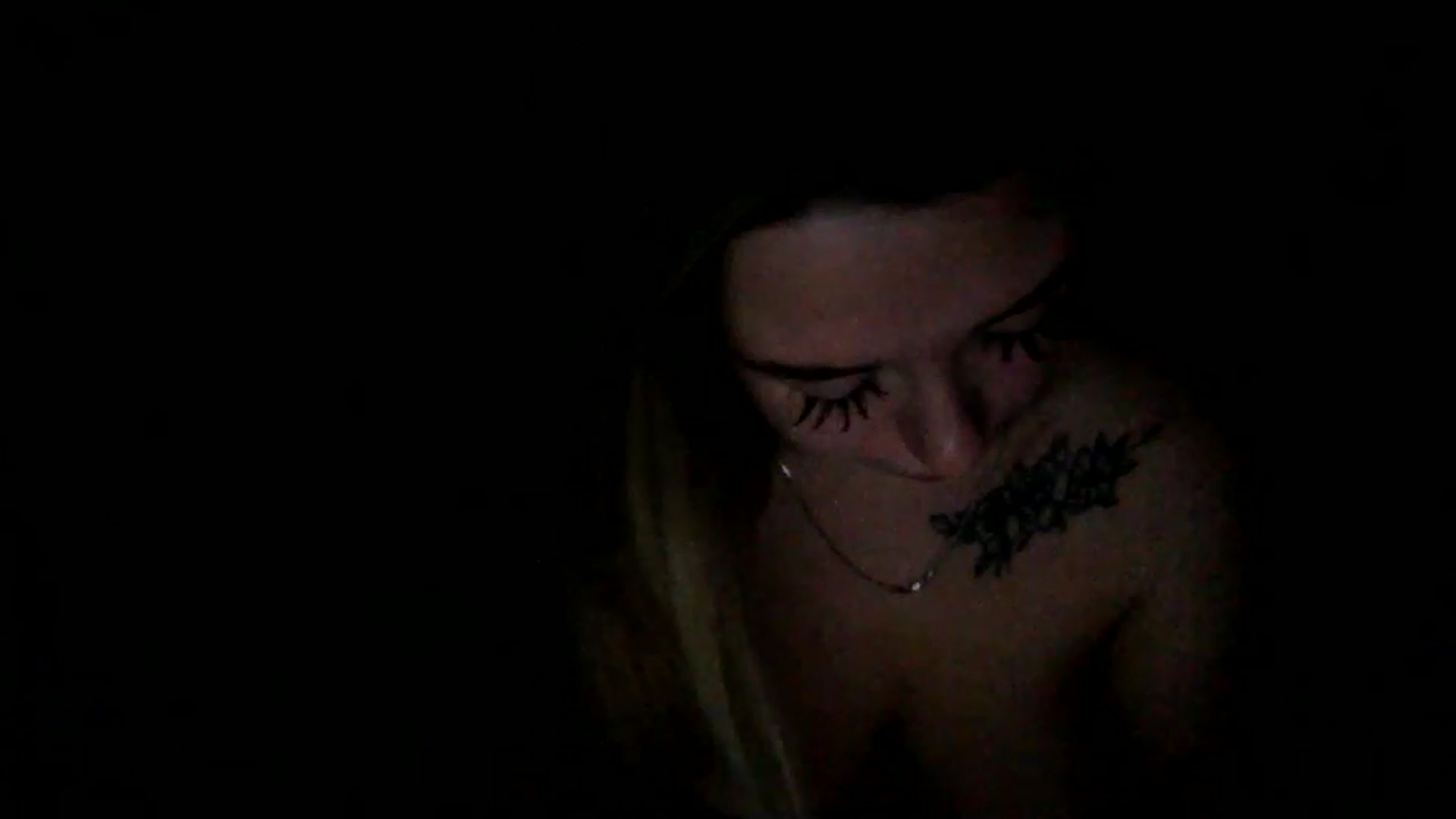 Gallery image thumbnail from Keyssi_li's myfreecams stream on, 12/26/2022, 19:17 image 14 of 20
