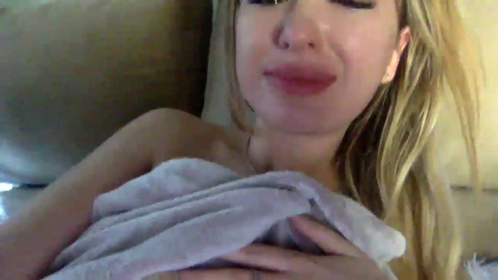 Gallery image thumbnail from Keyssi_li's myfreecams stream on, 01/06/2023, 12:34 image 7 of 20